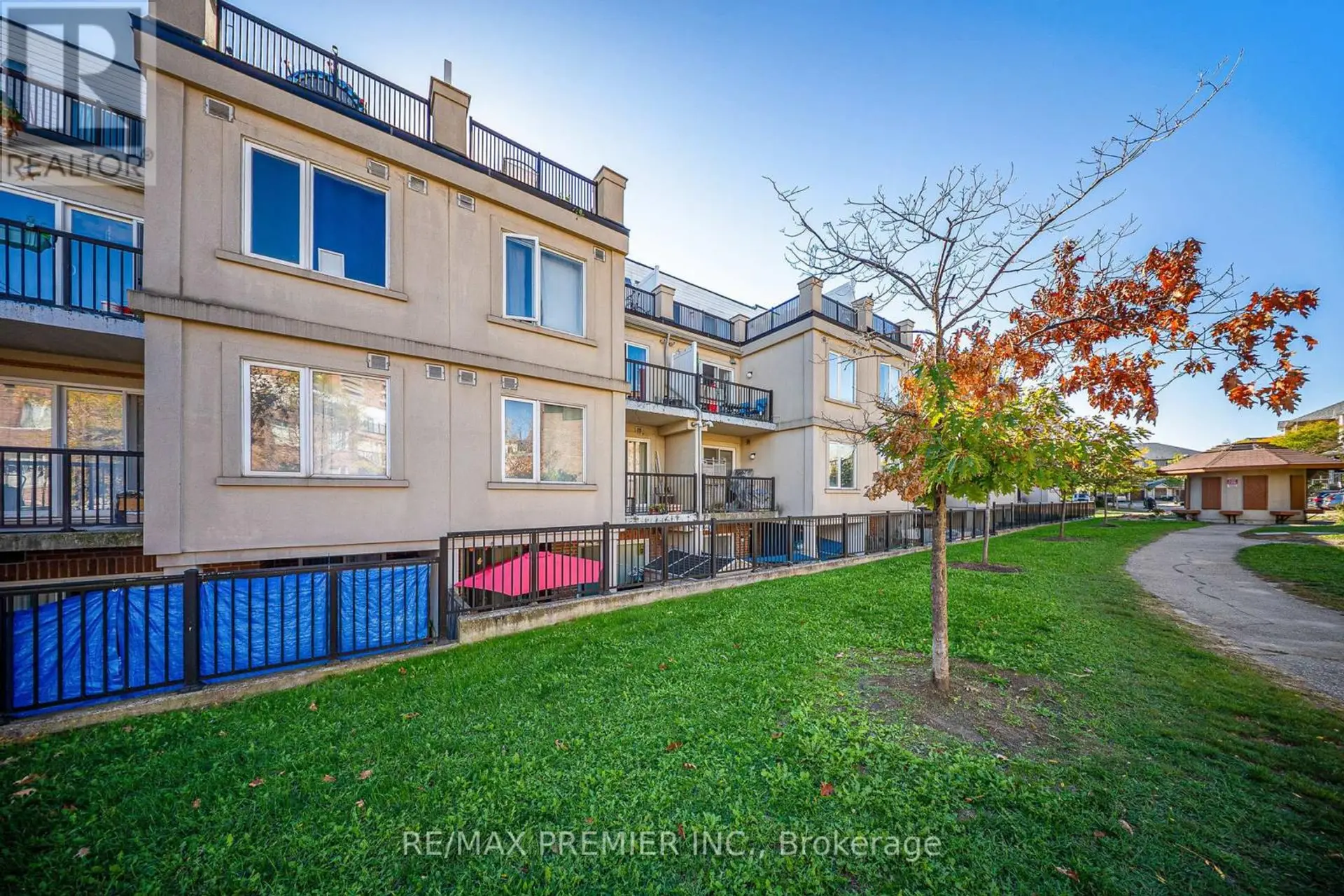 #2046 3033 FINCH AVENUE - Image 8