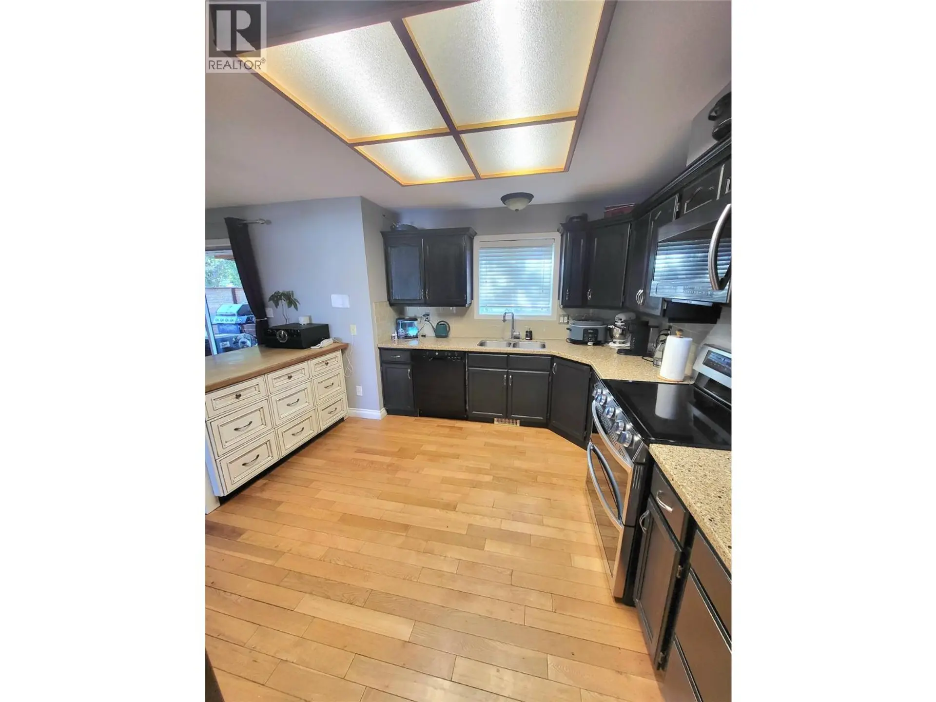 132 Stevens Court - Image 14