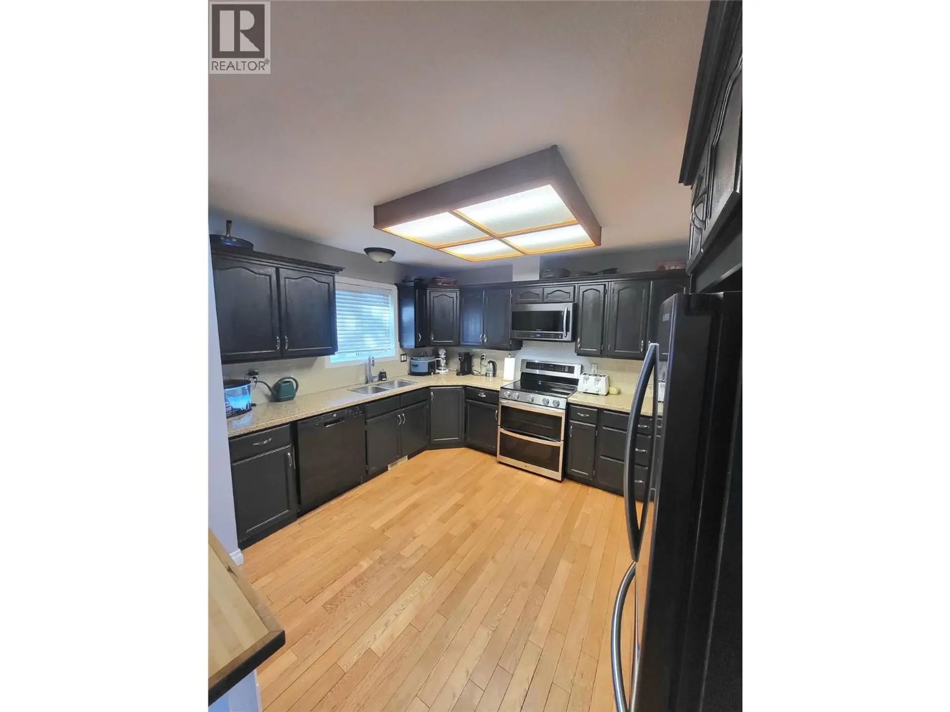 132 Stevens Court - Image 2