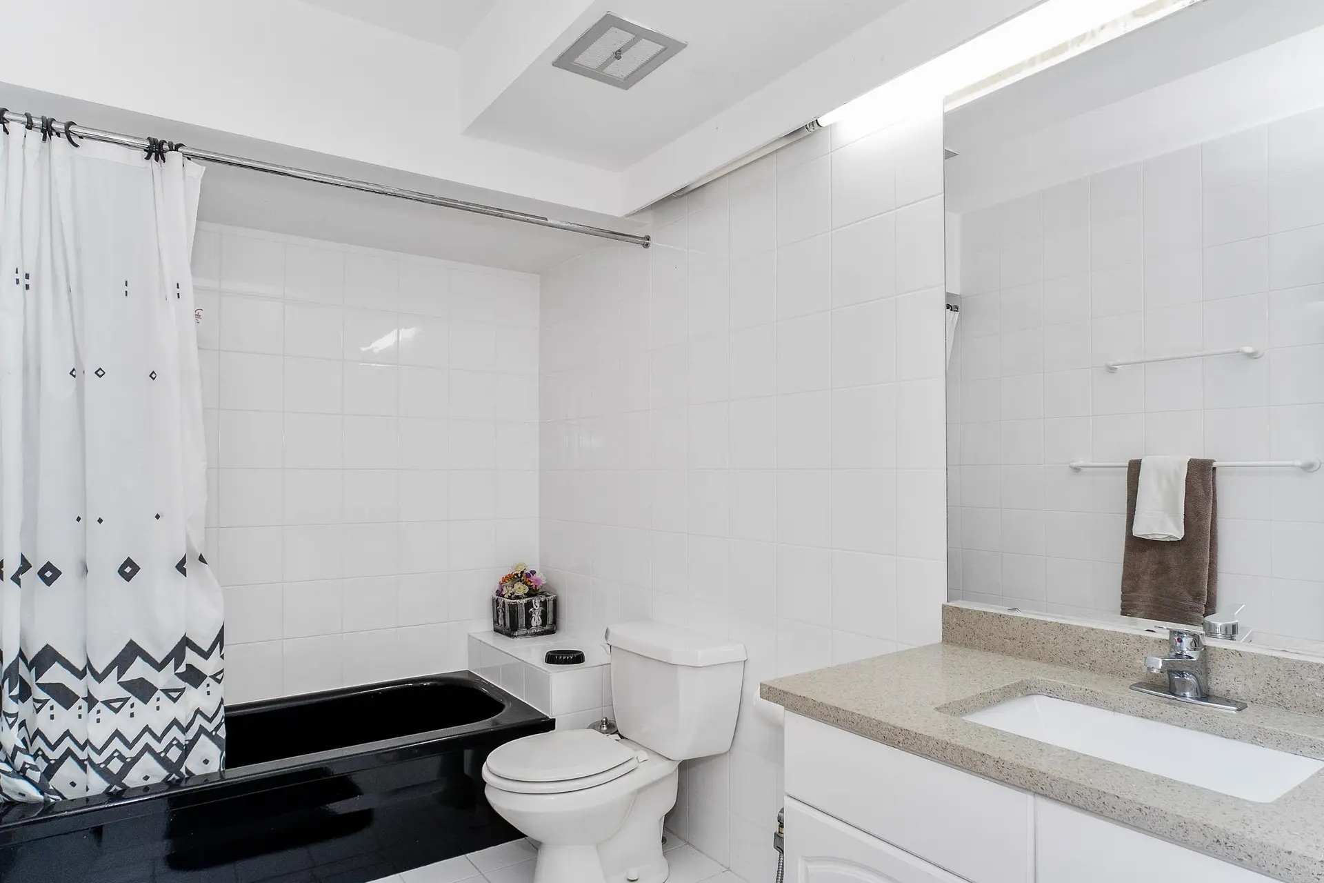 430 Bayview Road - Image 16