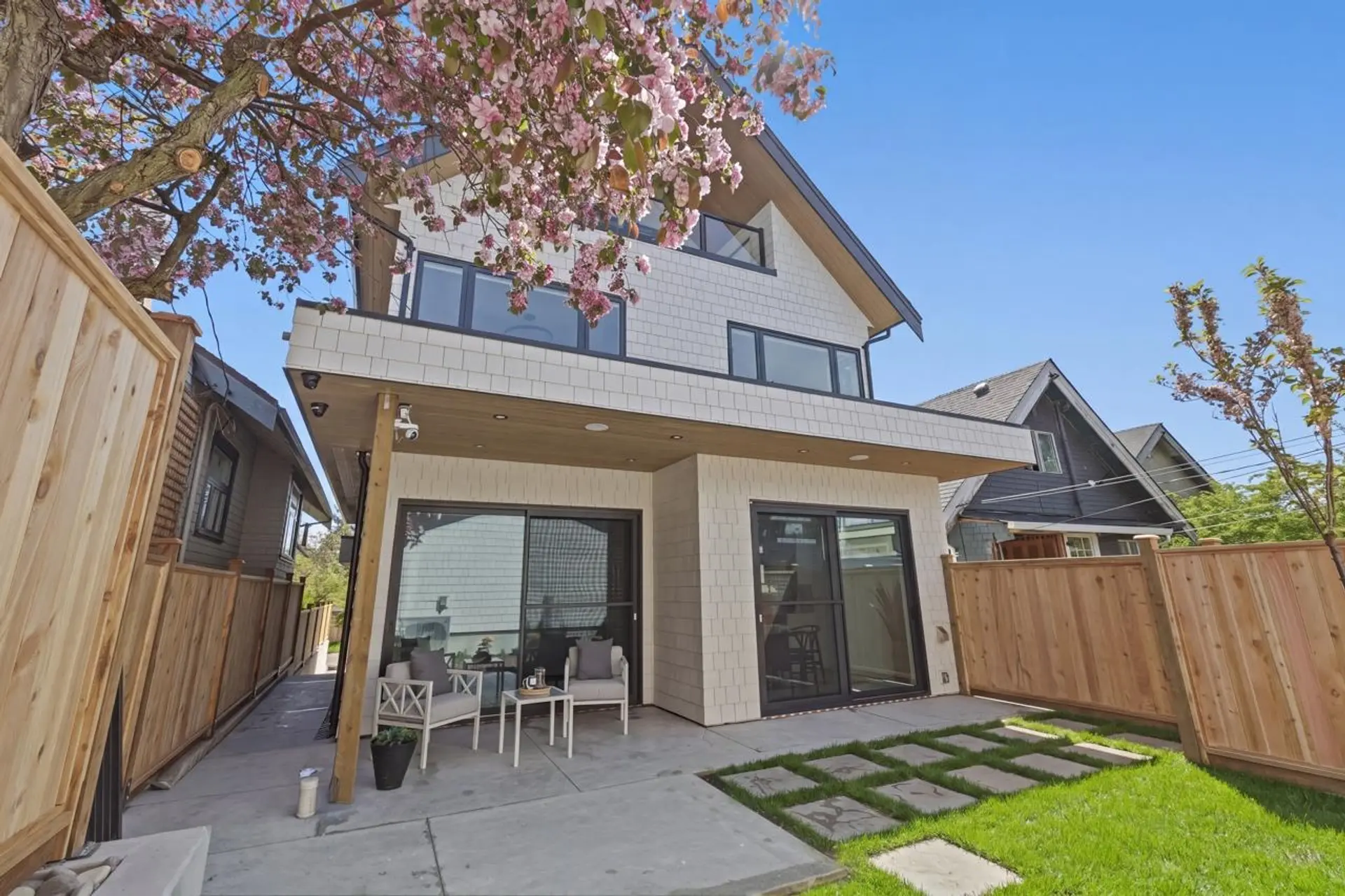 Property at #2 625 E 24th Avenue, Vancouver, BC