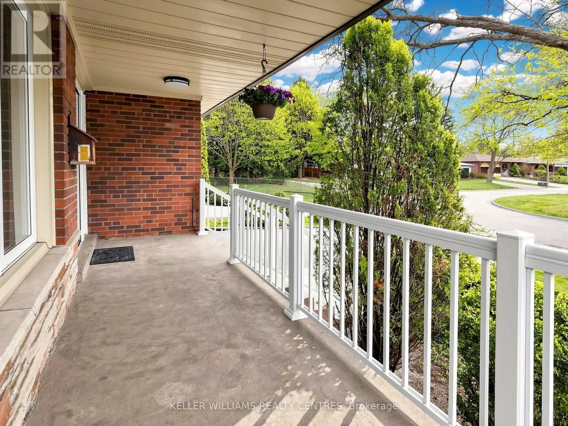 22 CORAL HARBOUR CRESCENT - Image 10
