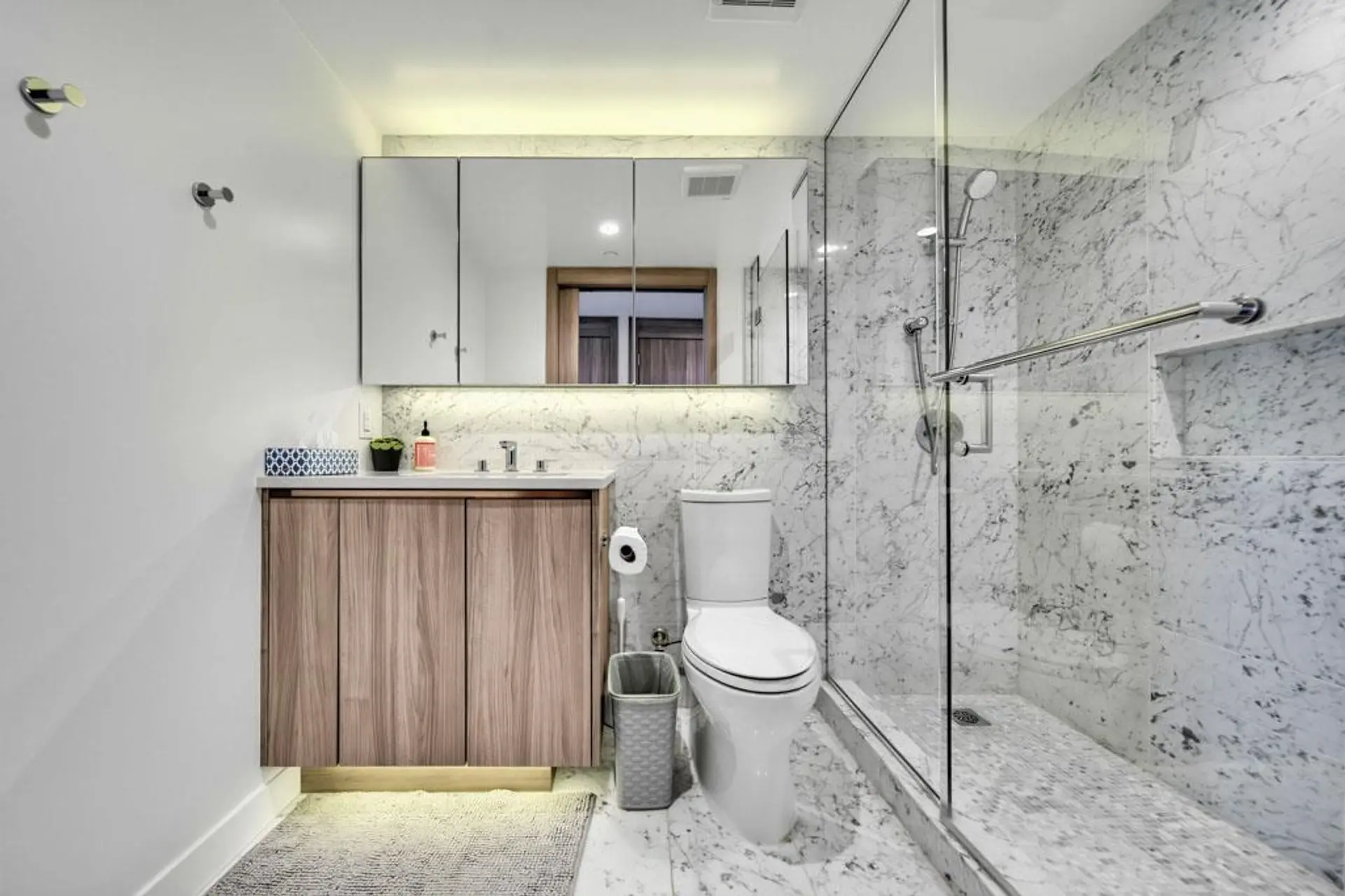 #1207 1768 Cook Street - Image 14