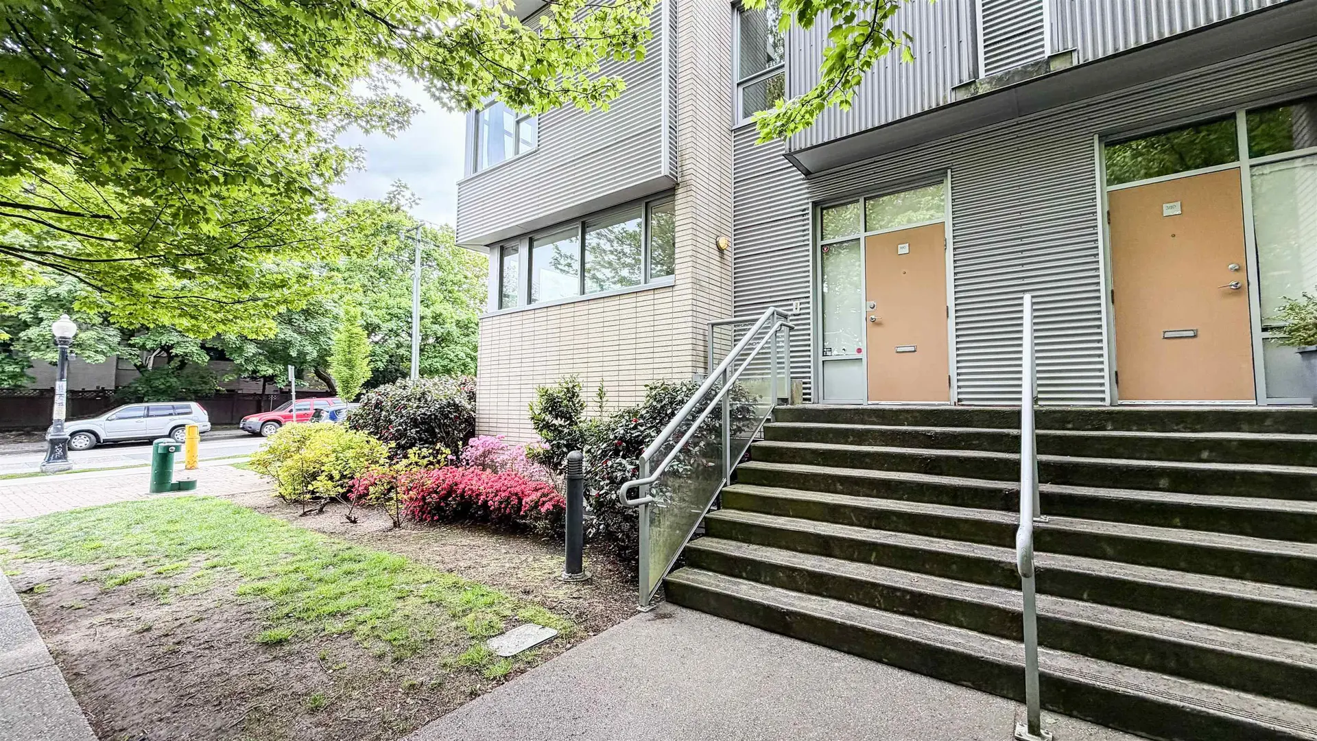 Property at 390 E 11th Avenue, Vancouver, BC