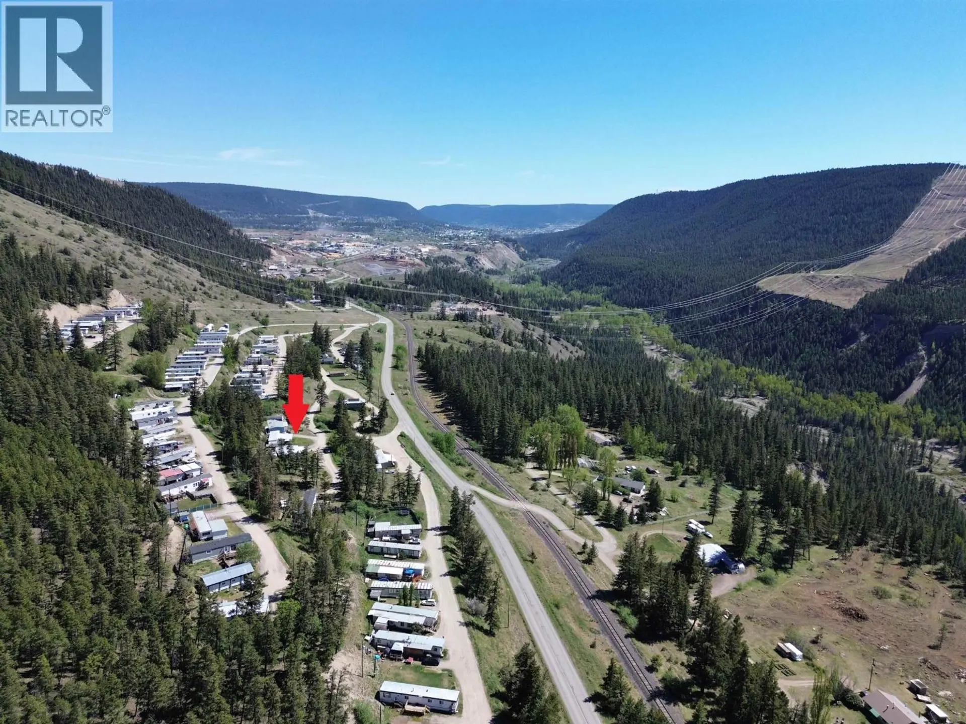 #17 560 SODA CREEK ROAD - Image 2