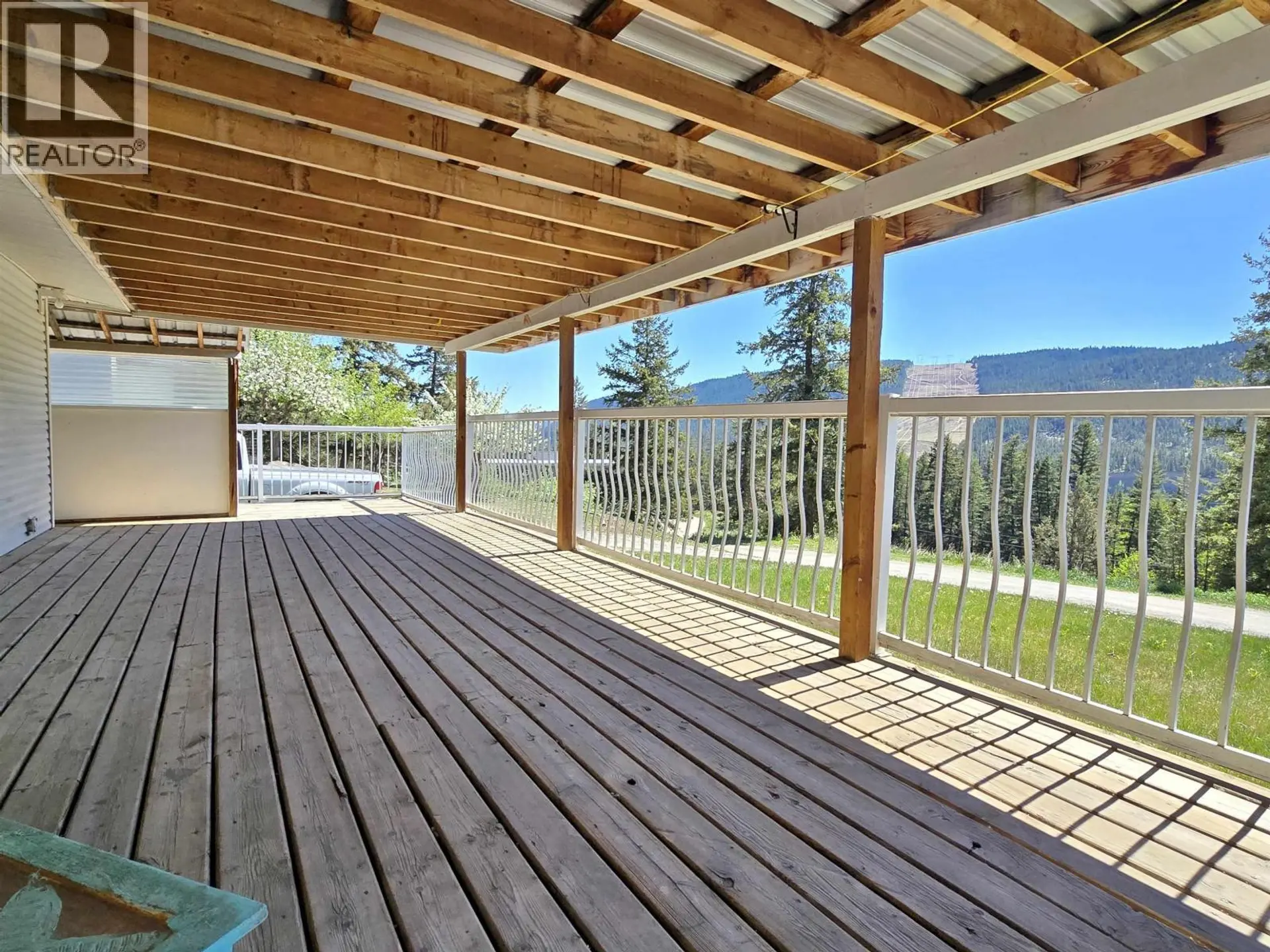 #17 560 SODA CREEK ROAD - Image 6