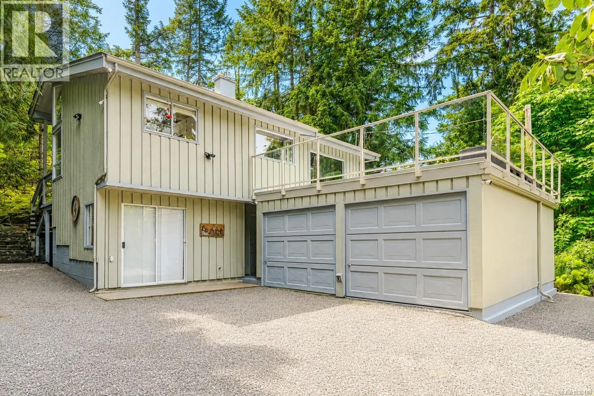 Property at 7136 Willis Point Rd, Central Saanich, BC
