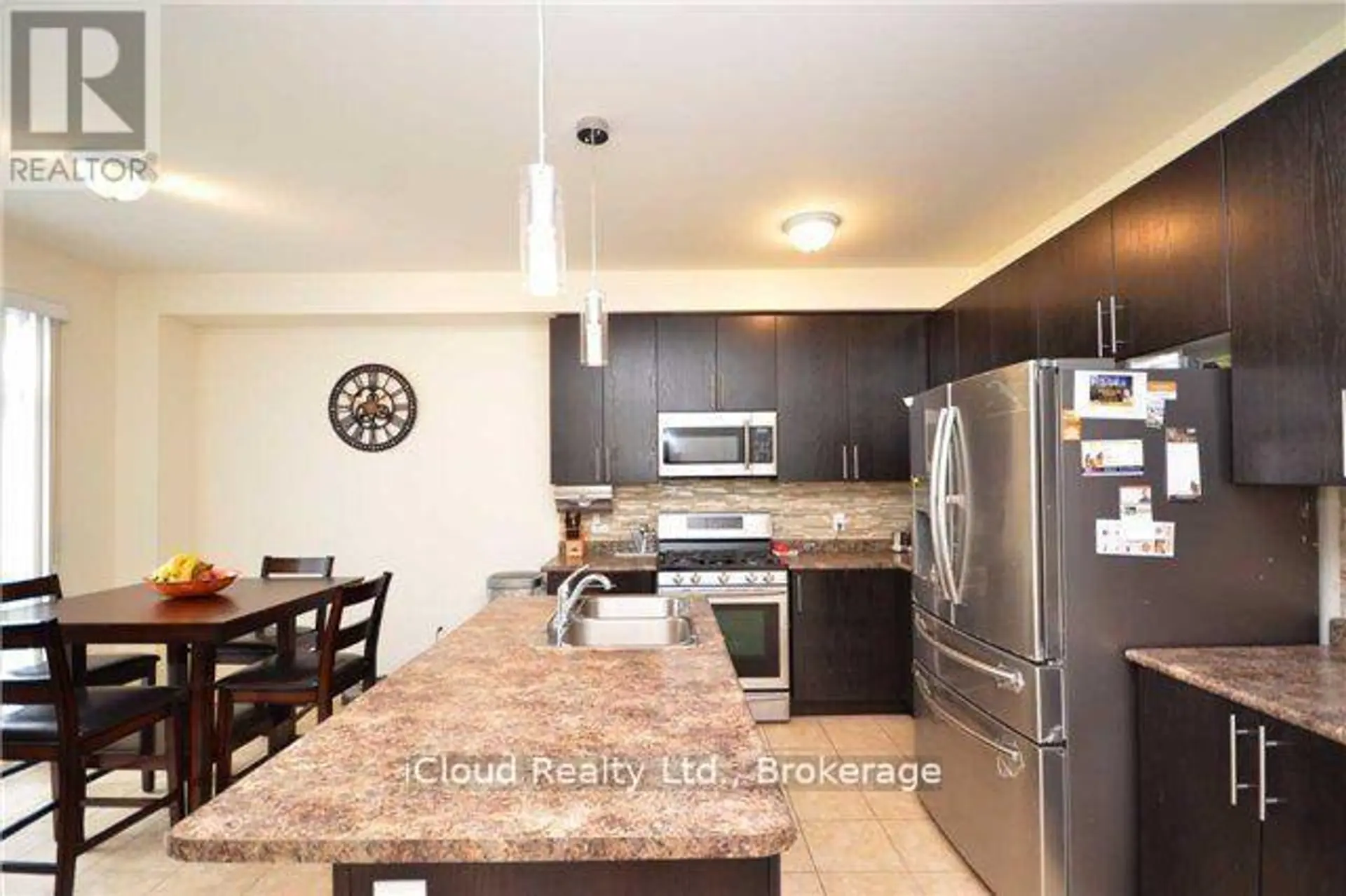 668 ARMSTRONG ROAD - Image 6