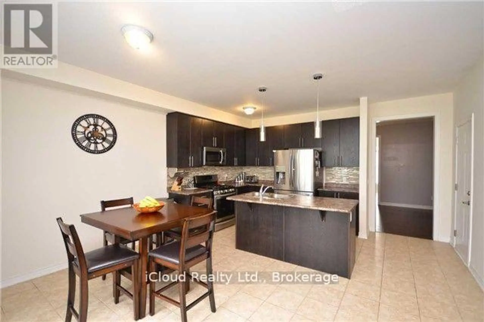 668 ARMSTRONG ROAD - Image 7