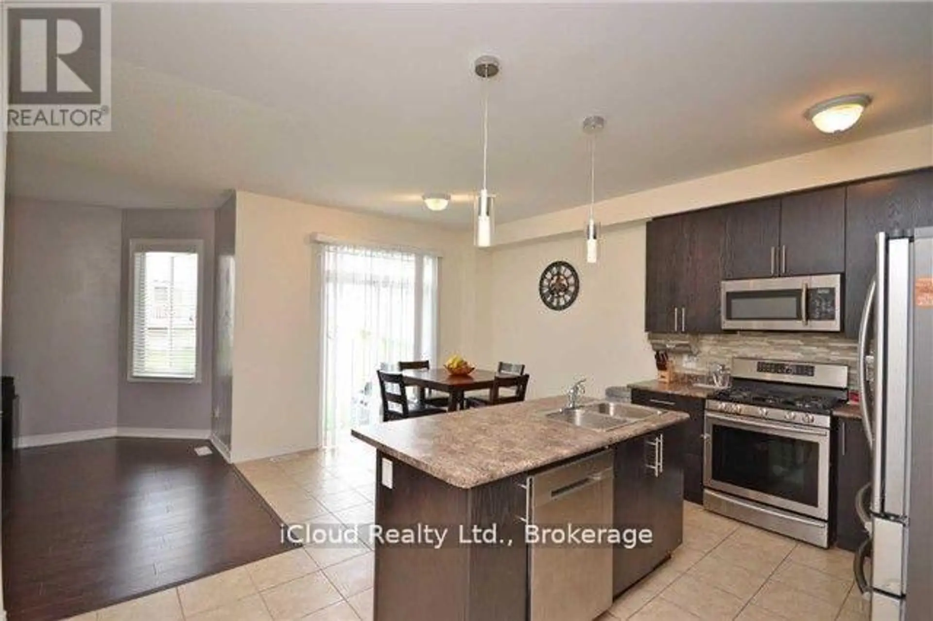668 ARMSTRONG ROAD - Image 8