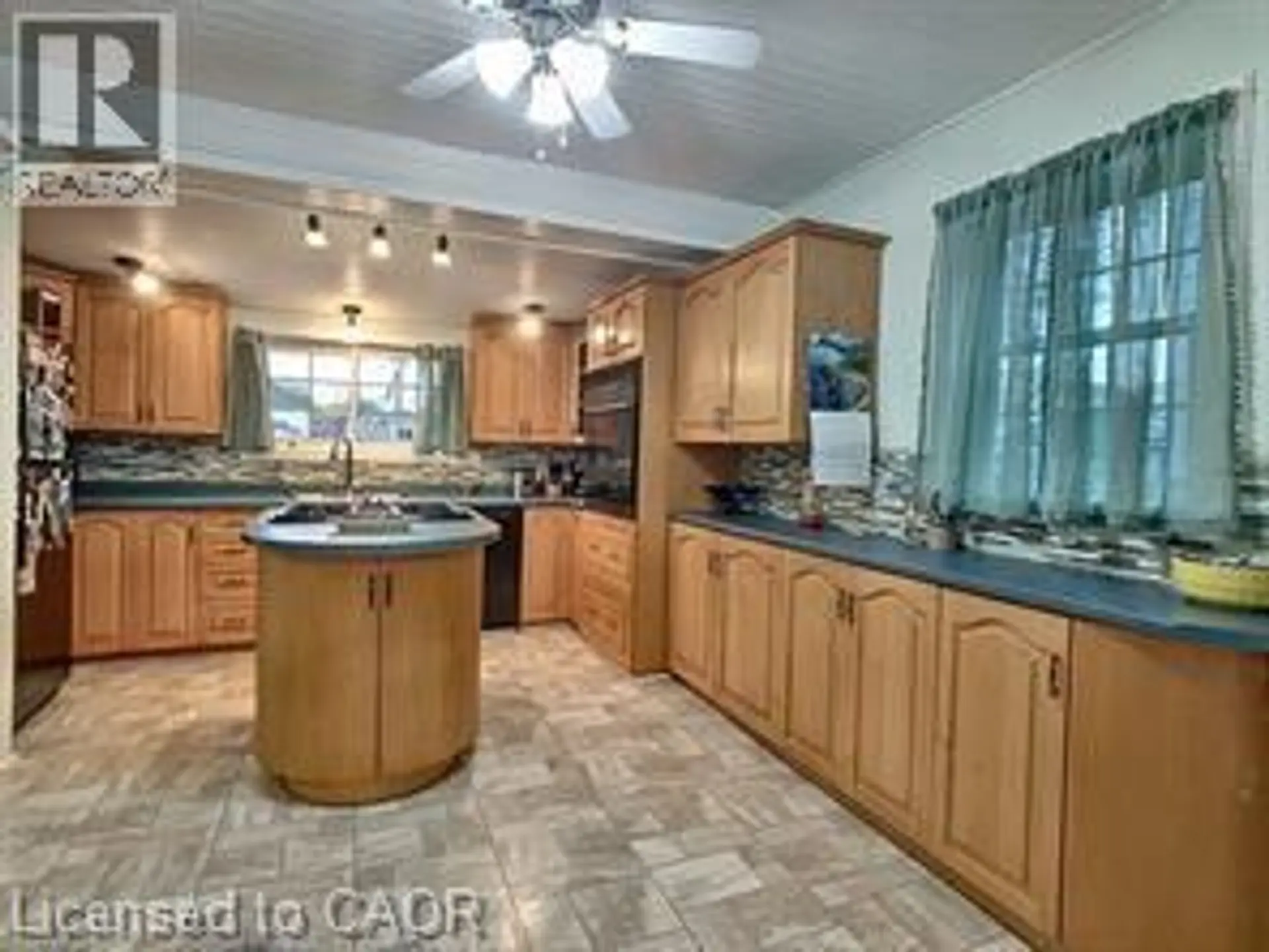 94 ALMA Street - Image 5