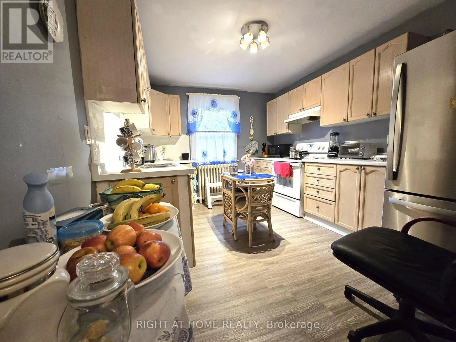 1088 KING STREET E - Image 5