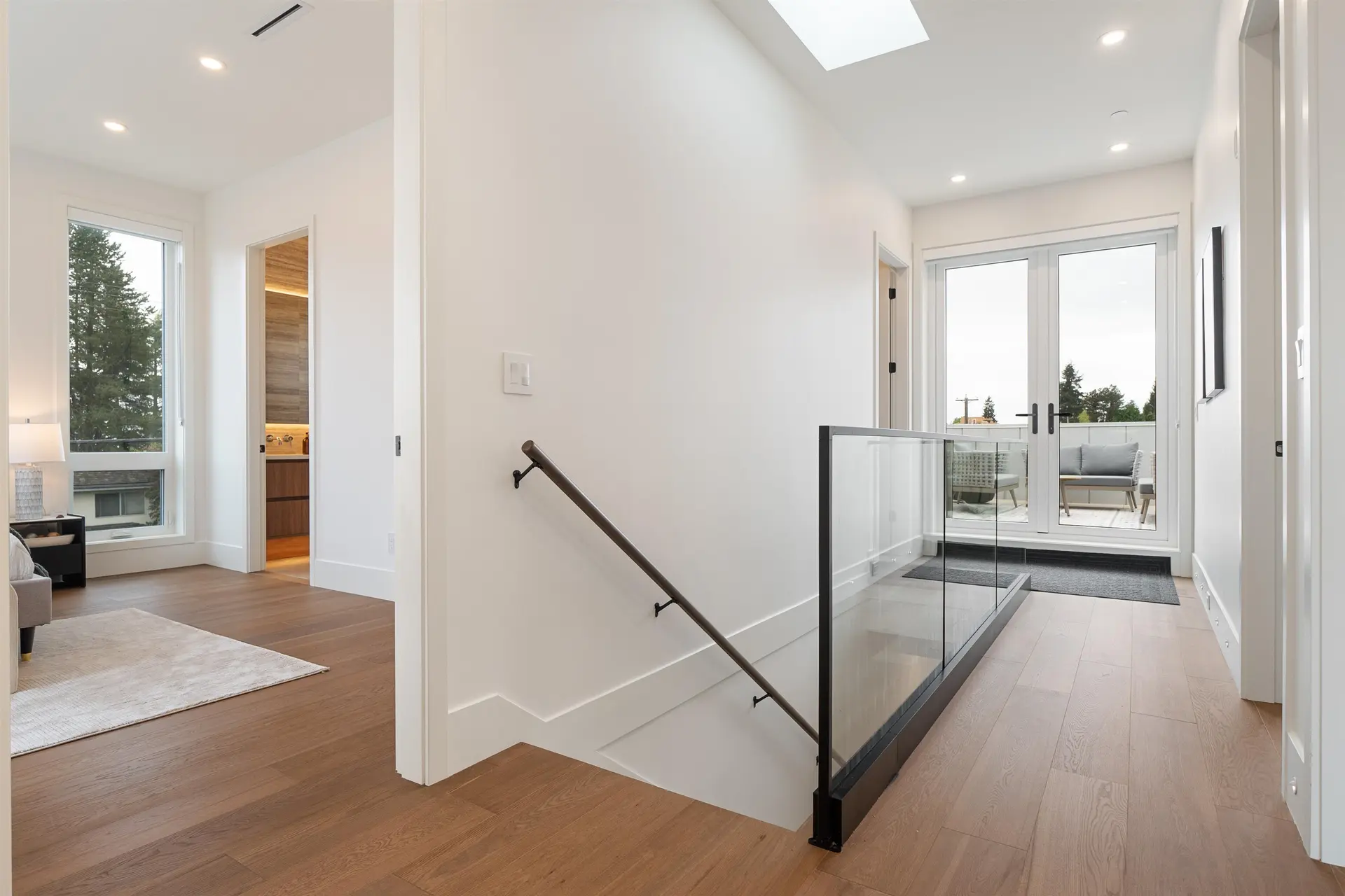 948 W 57th Avenue - Image 12