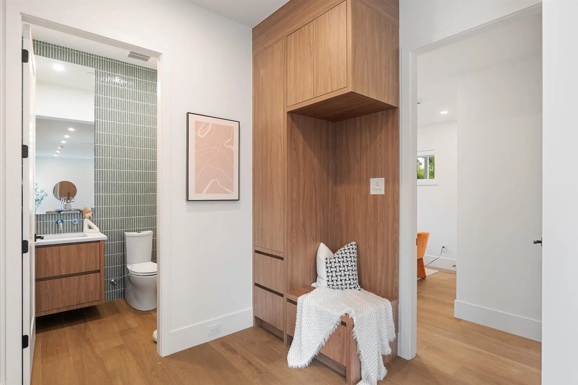 948 W 57th Avenue - Image 8