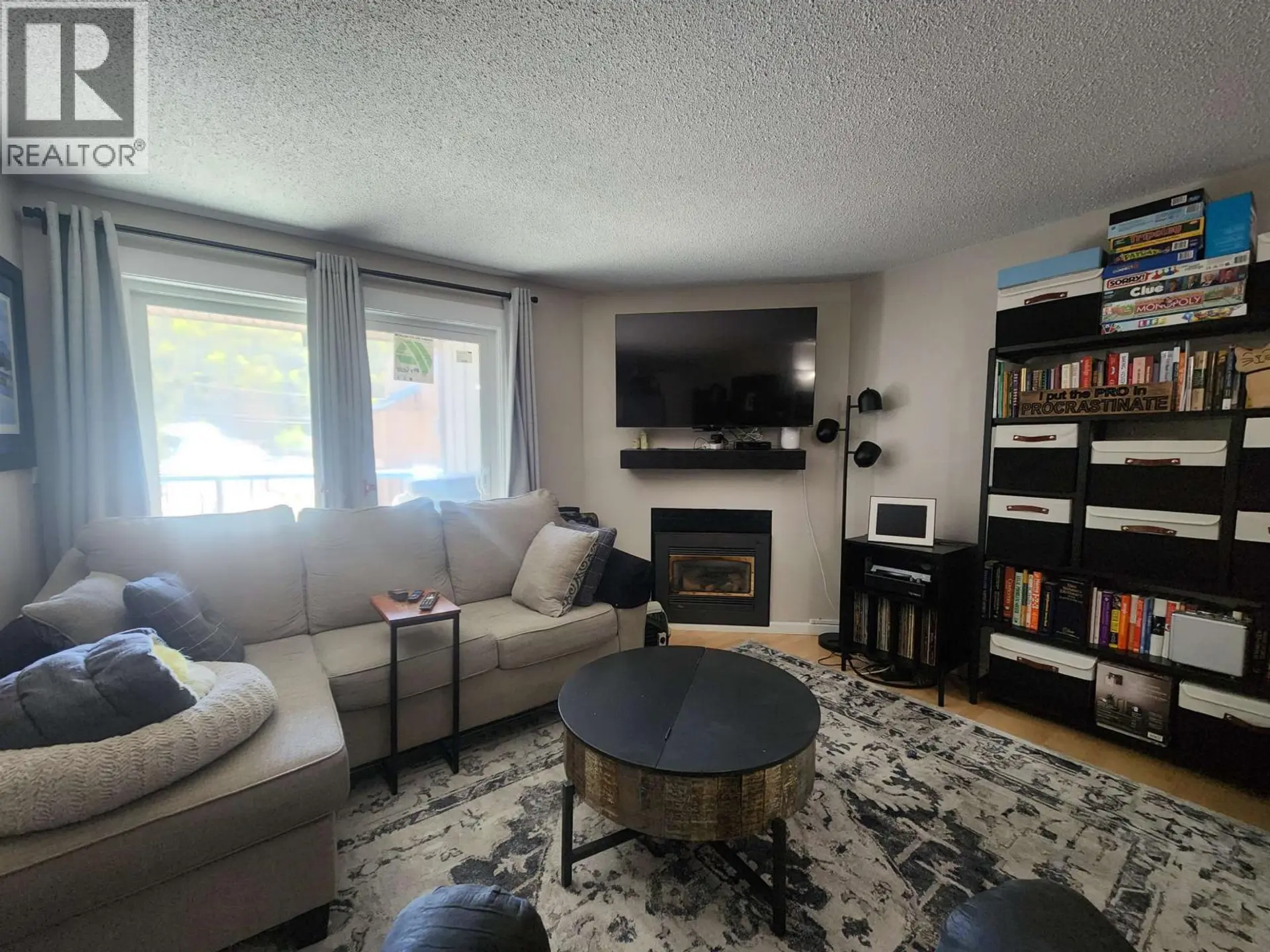 #202 3033 OSPIKA BOULEVARD - Image 4