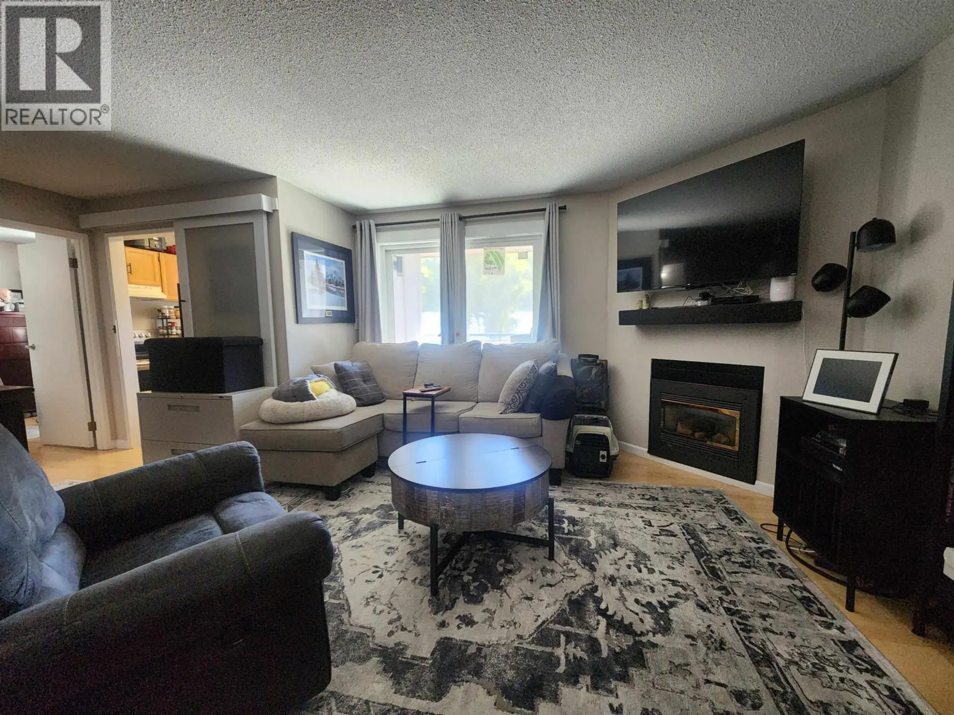 #202 3033 OSPIKA BOULEVARD - Image 3