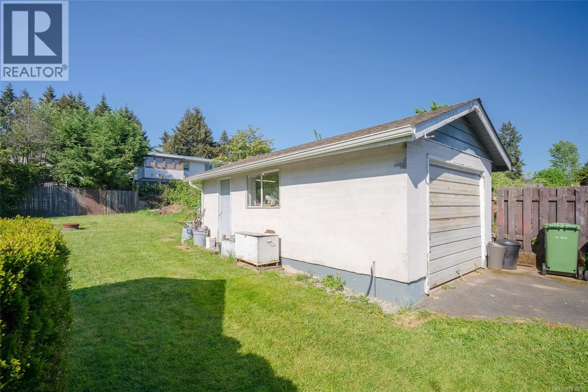 4565 Lathom Rd - Image 15