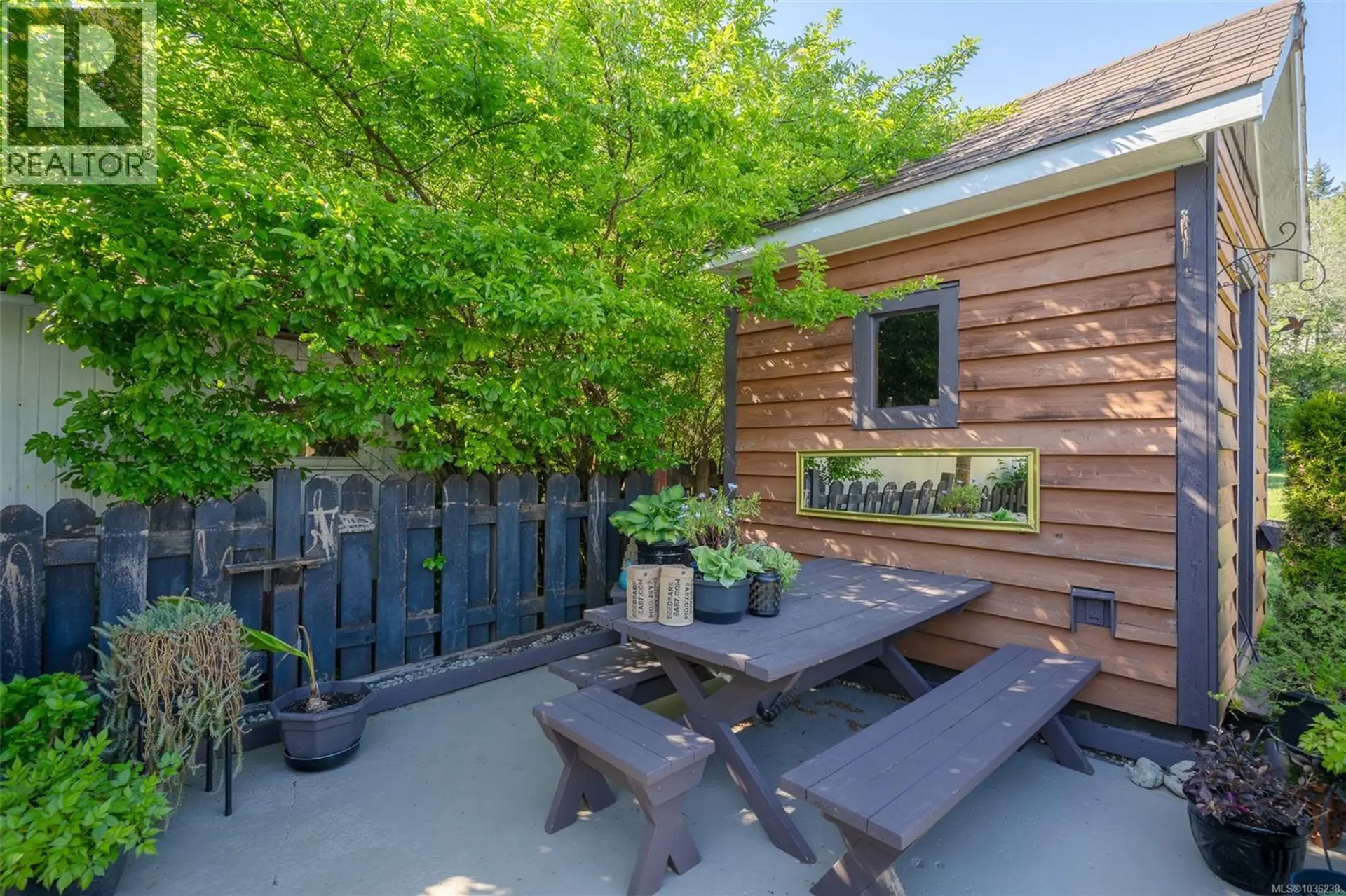 4565 Lathom Rd - Image 14