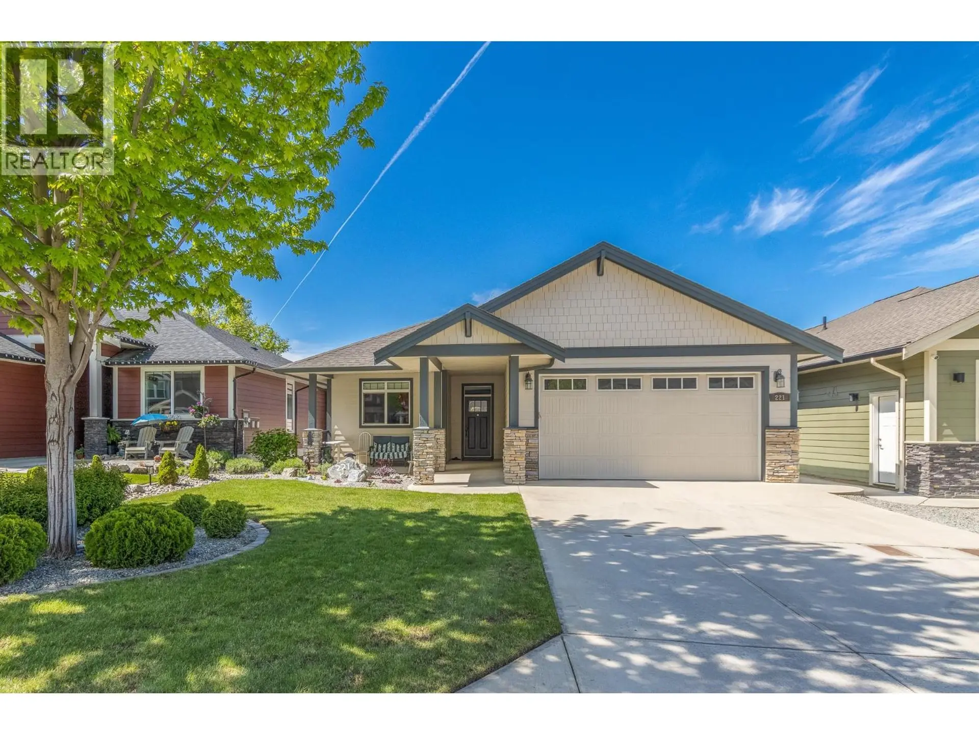 Property at 221 24 Street NE, Salmon Arm, BC