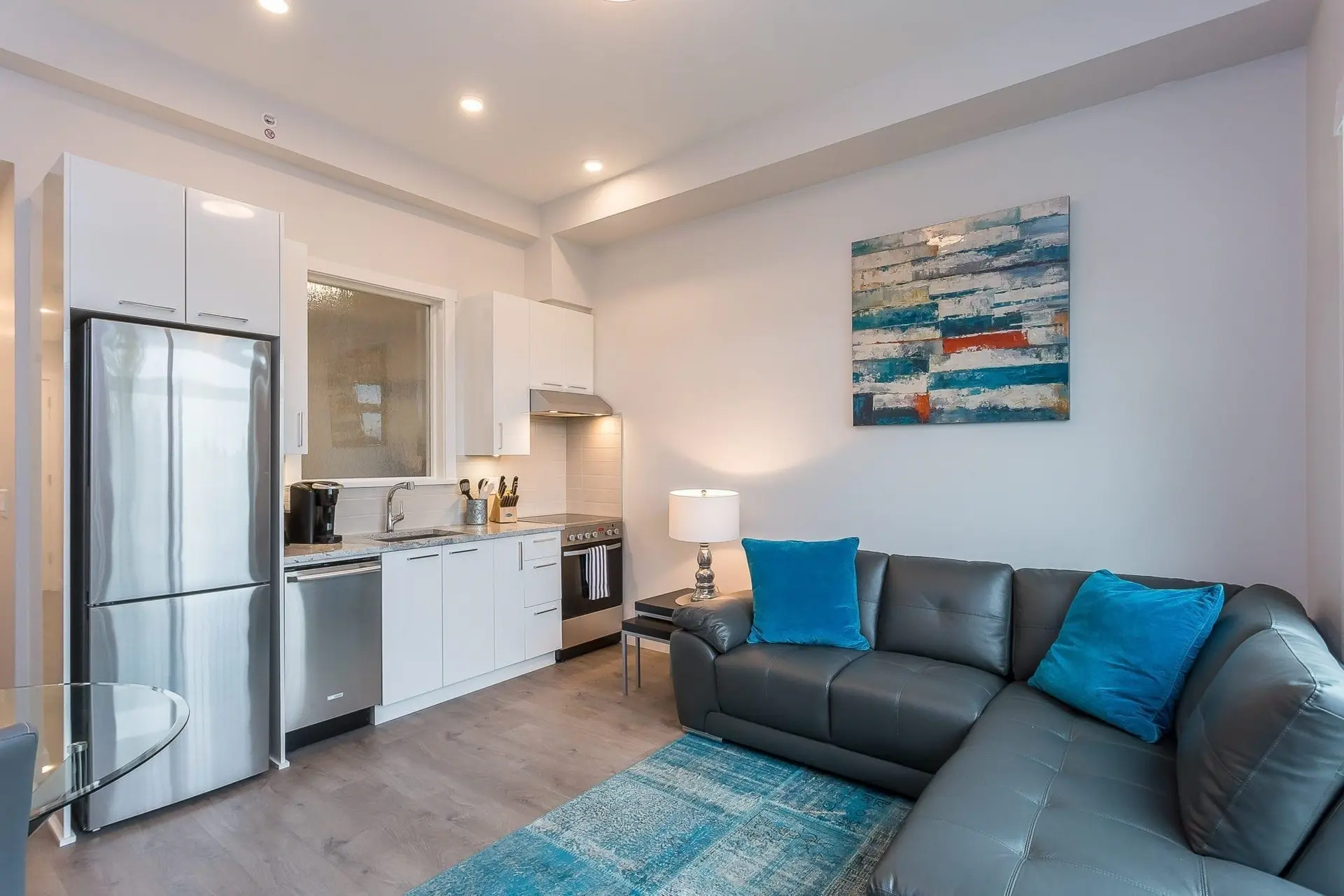 #405 19940 Brydon Crescent - Image 2