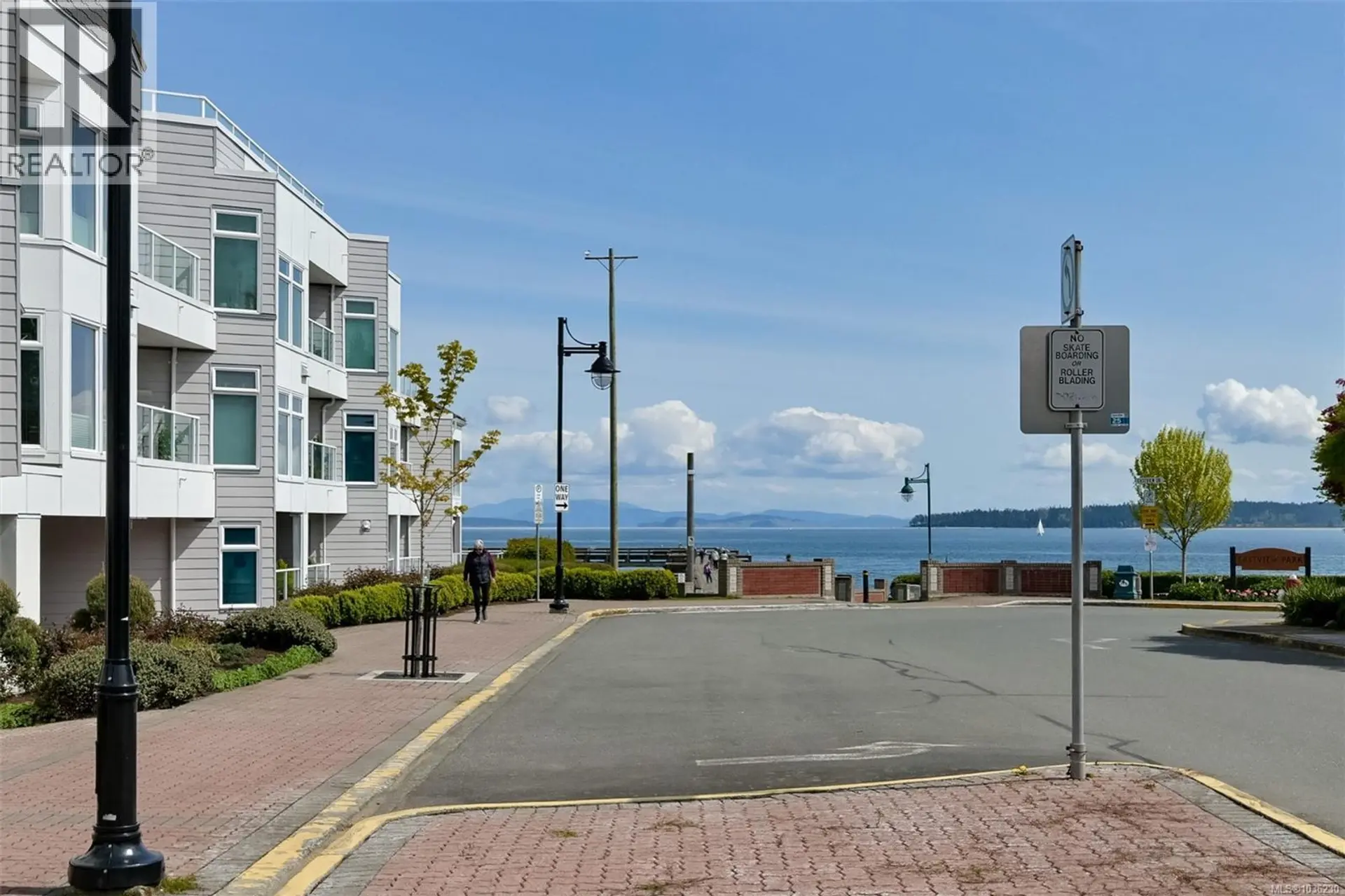 2535 Bevan Ave - Image 3