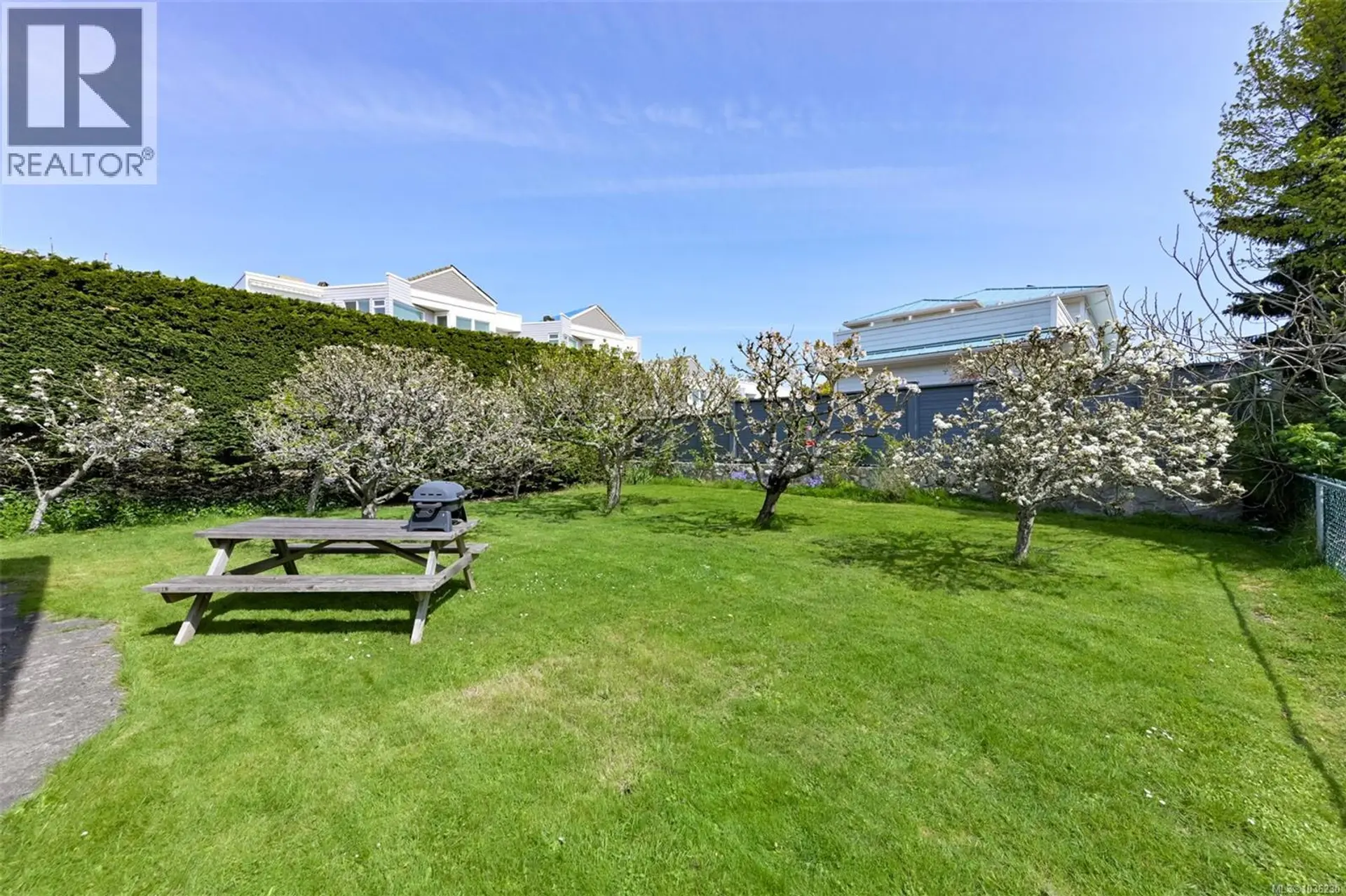 2535 Bevan Ave - Image 8