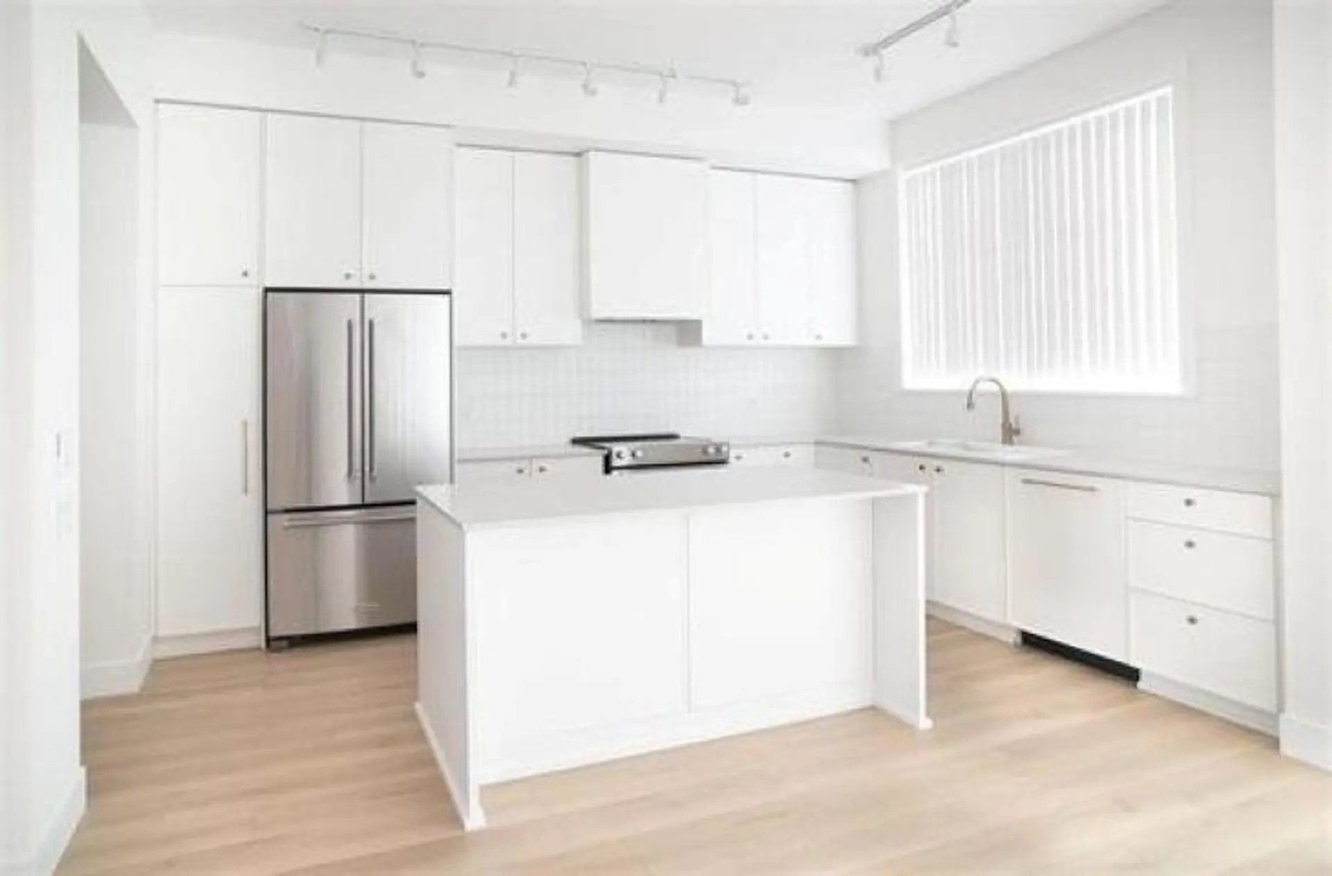 #189 1331 Olmsted Street - Image 3