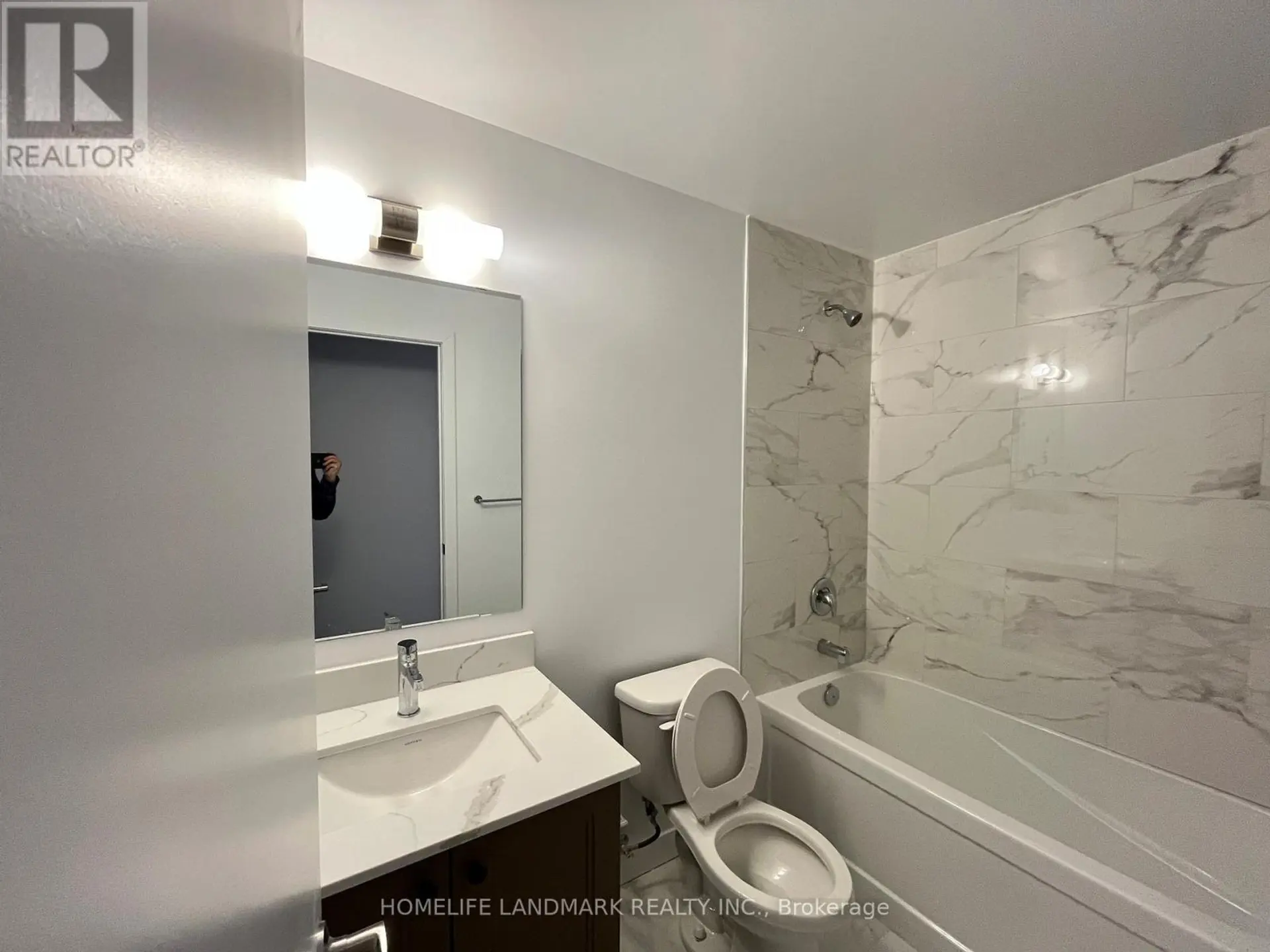 #318 5 BANCROFT LANE N - Image 5