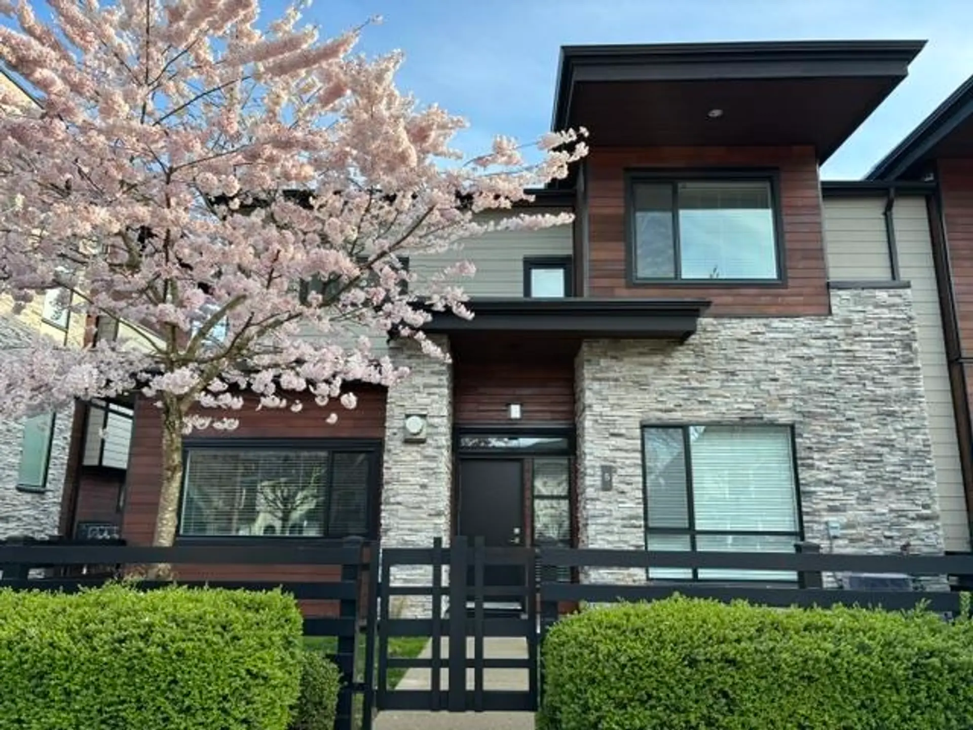 Property at #5 15688 28 Avenue, Surrey, BC