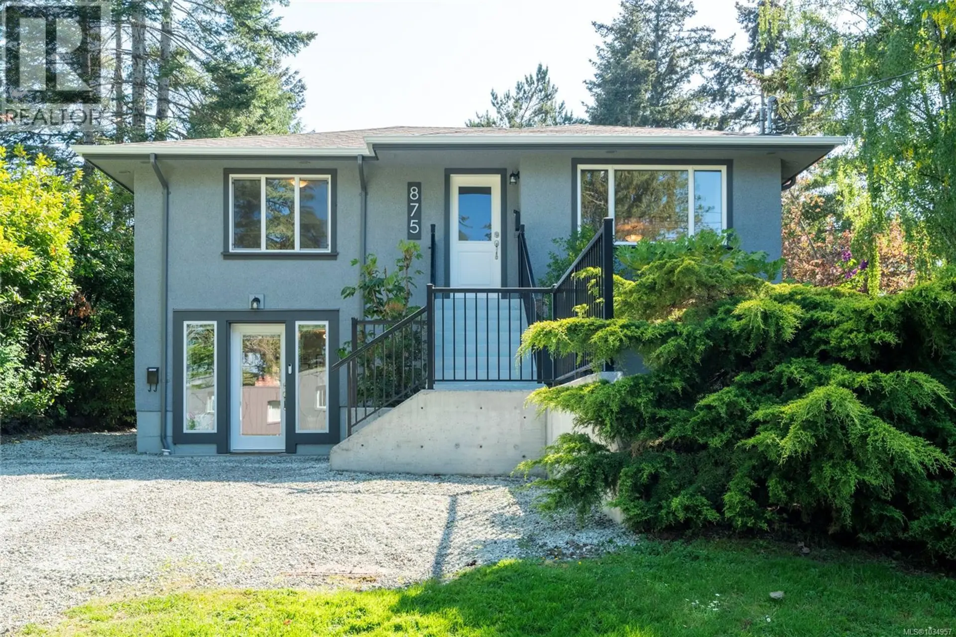 Property at 875 Gladiola Ave, Saanich, BC