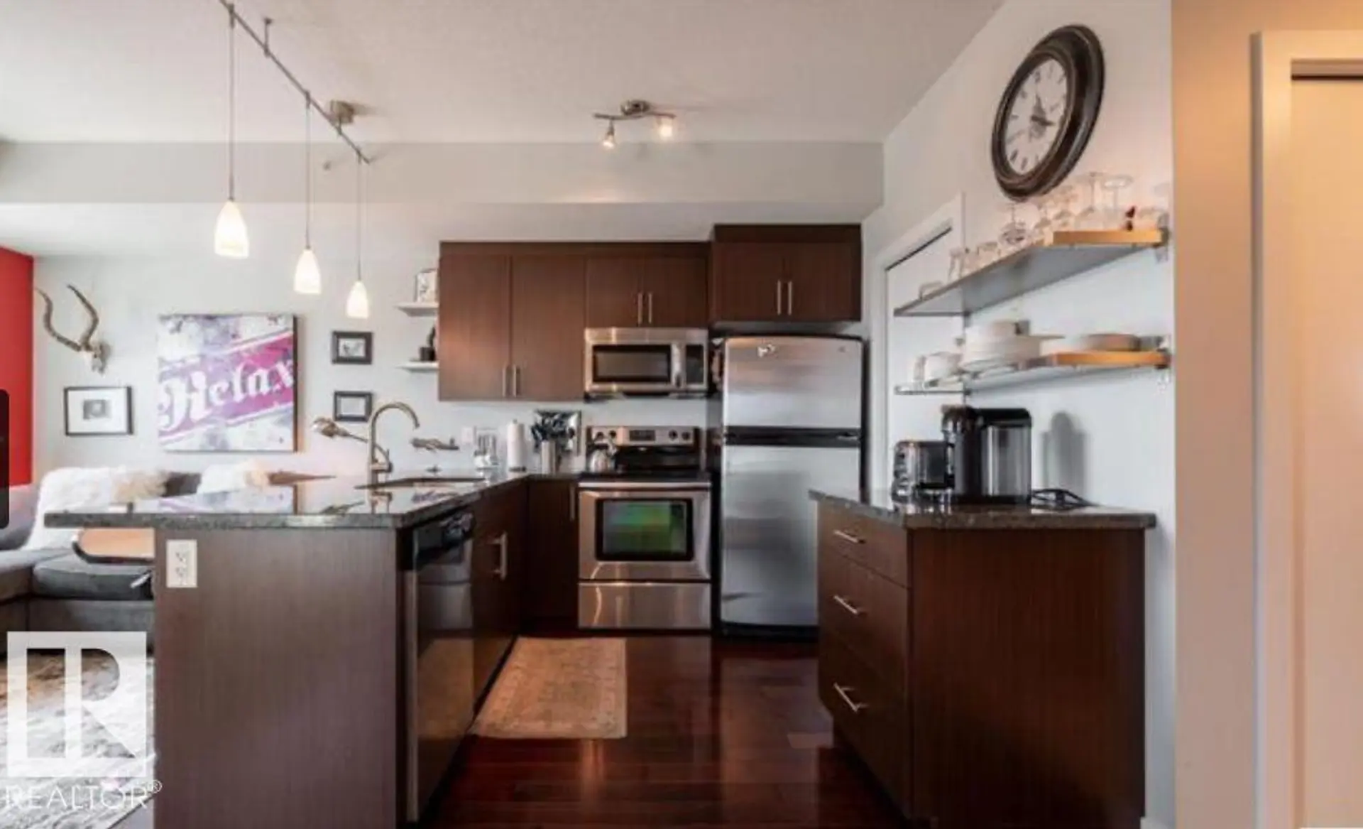 #702 10055 118 ST NW - Image 8