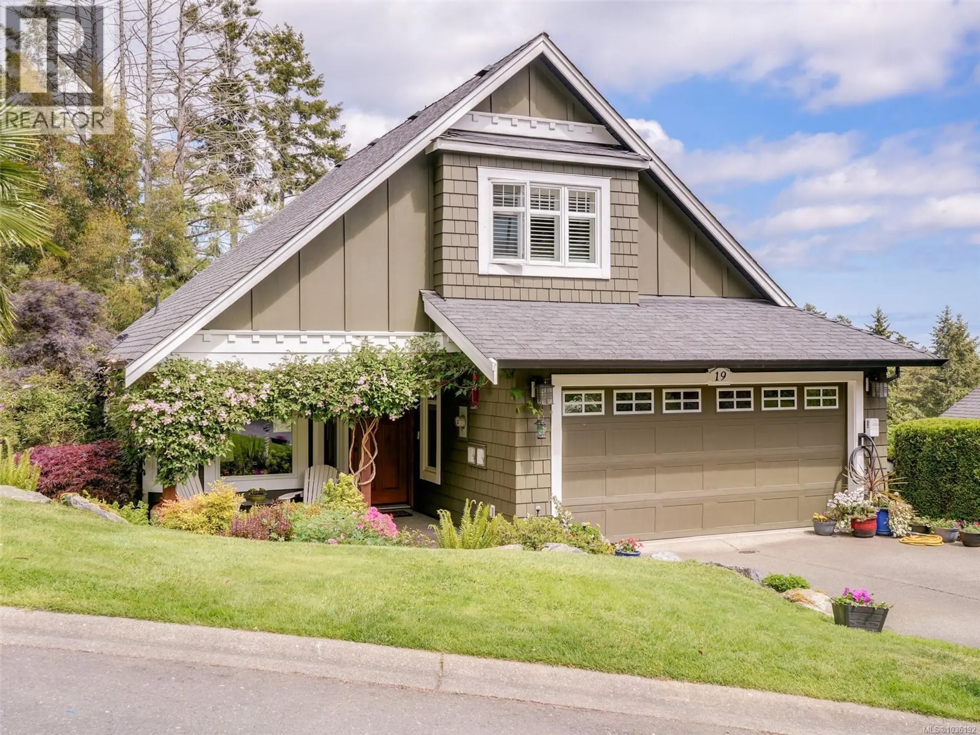 Property at 19 Carly Lane, View Royal, BC