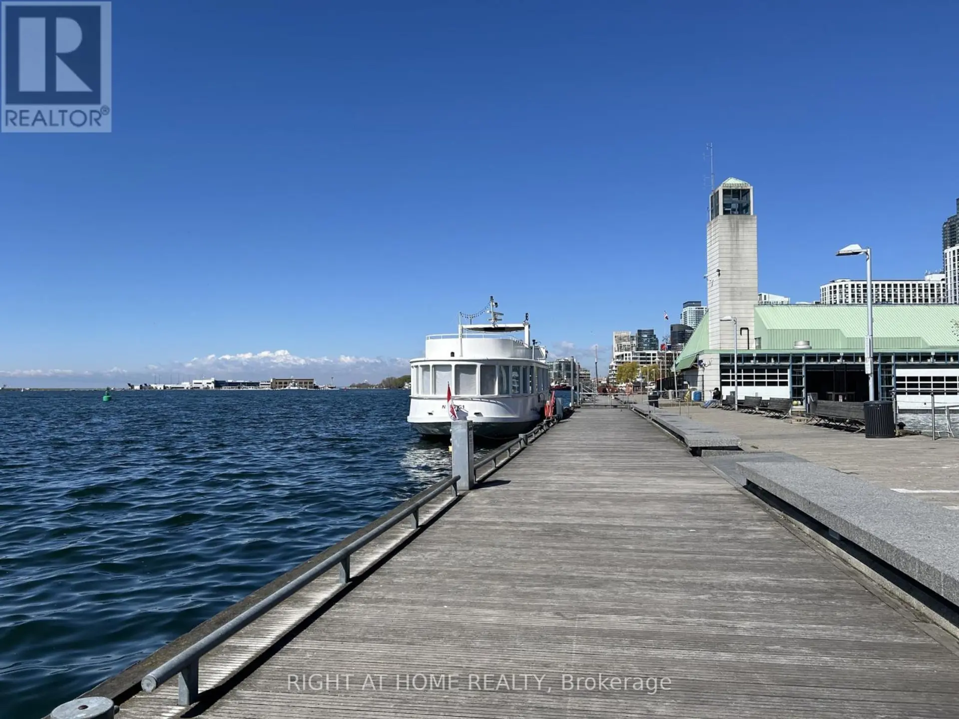 #1608 250 QUEENS QUAY W - Image 16