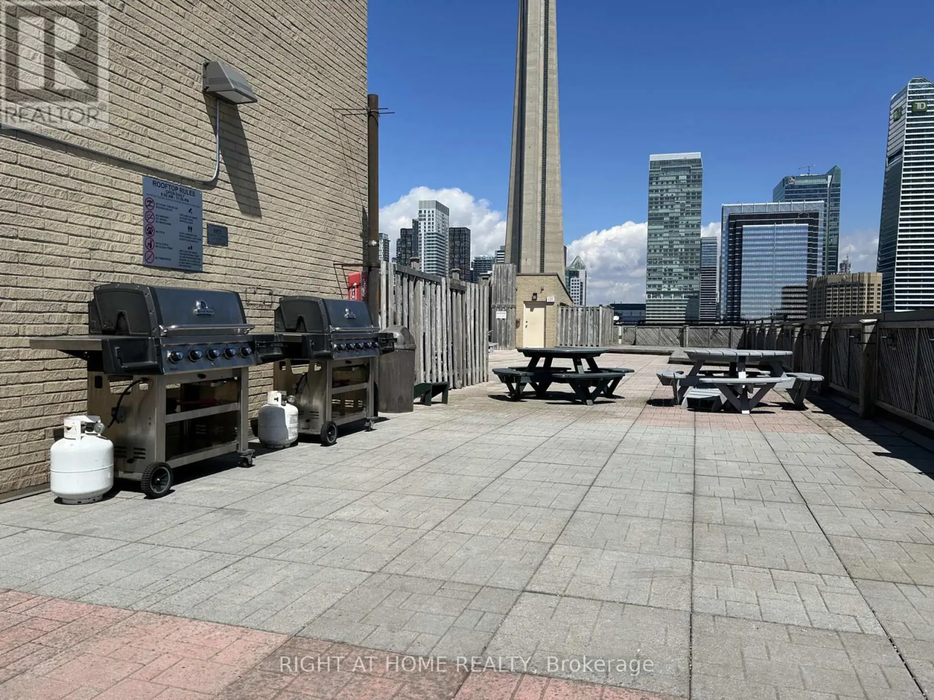 #1608 250 QUEENS QUAY W - Image 3