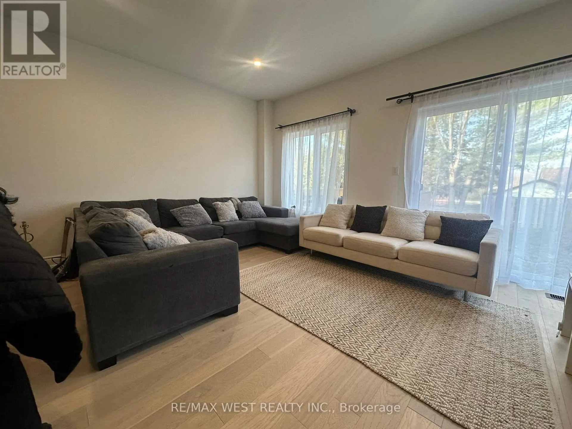 131 GUELPH STREET - Image 4