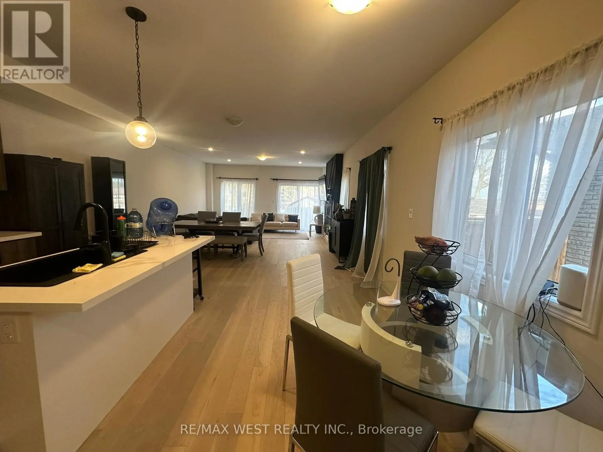 131 GUELPH STREET - Image 5