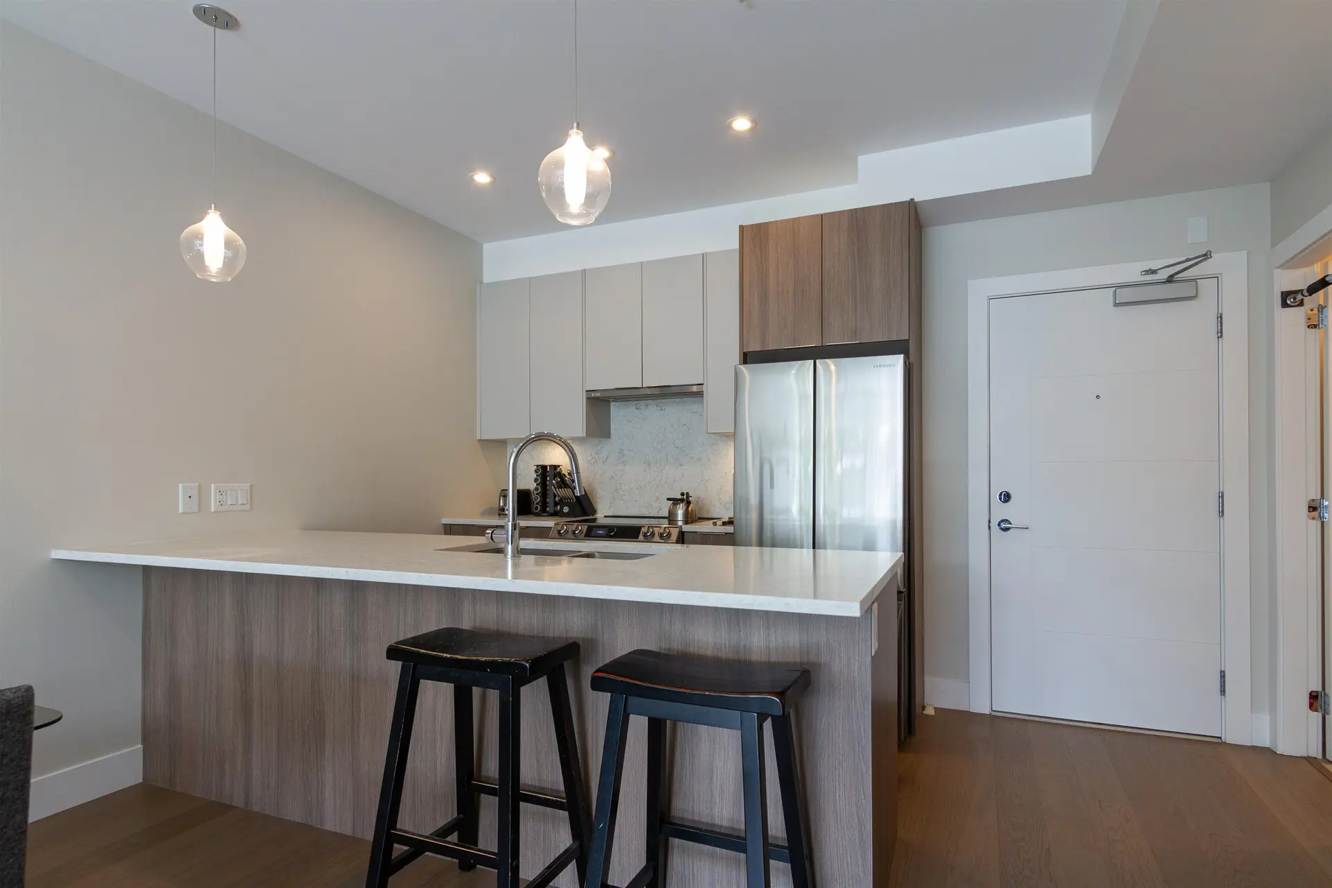 #206 1870 Dowad Drive - Image 10
