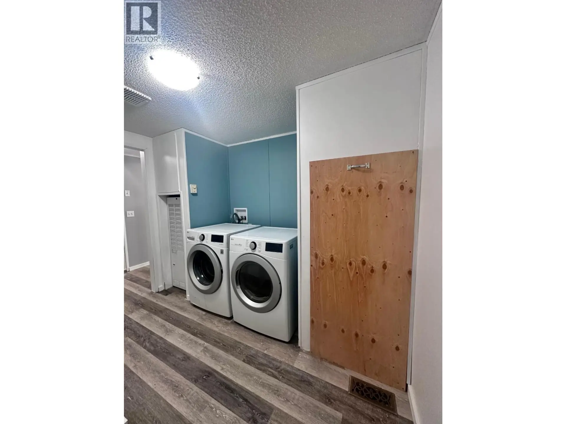 845 BEAVEN CRESCENT - Image 10