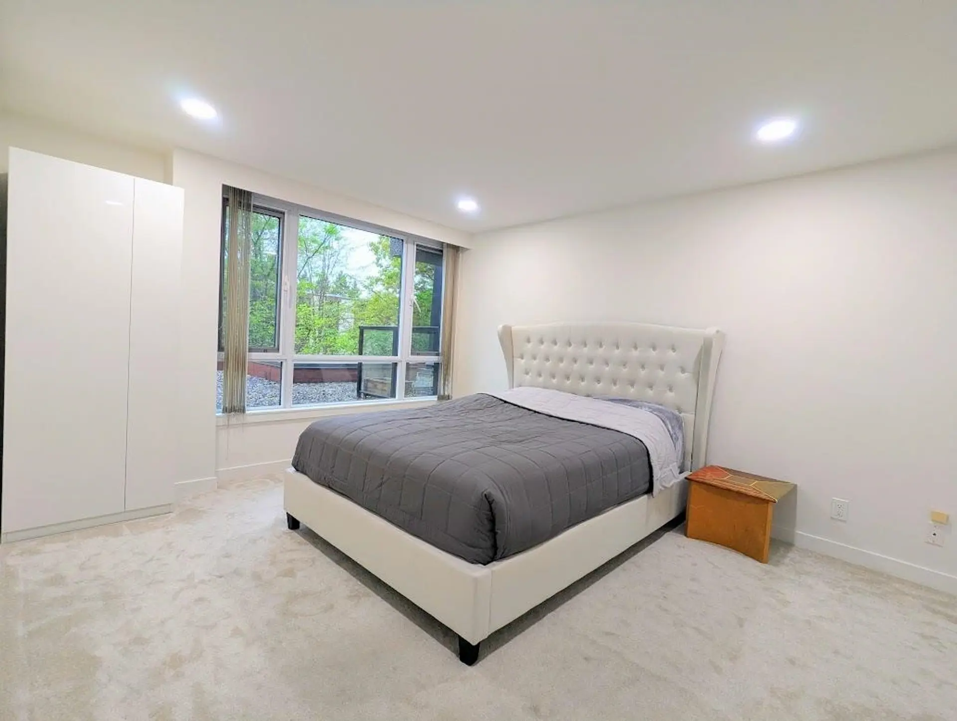 #T6903 3980 Carrigan Court - Image 9