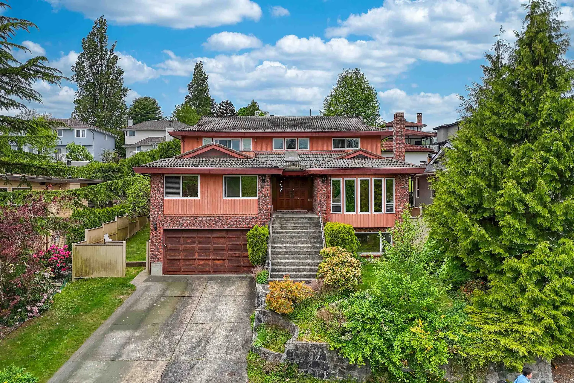 Property at 5460 Braelawn Drive, Burnaby, BC