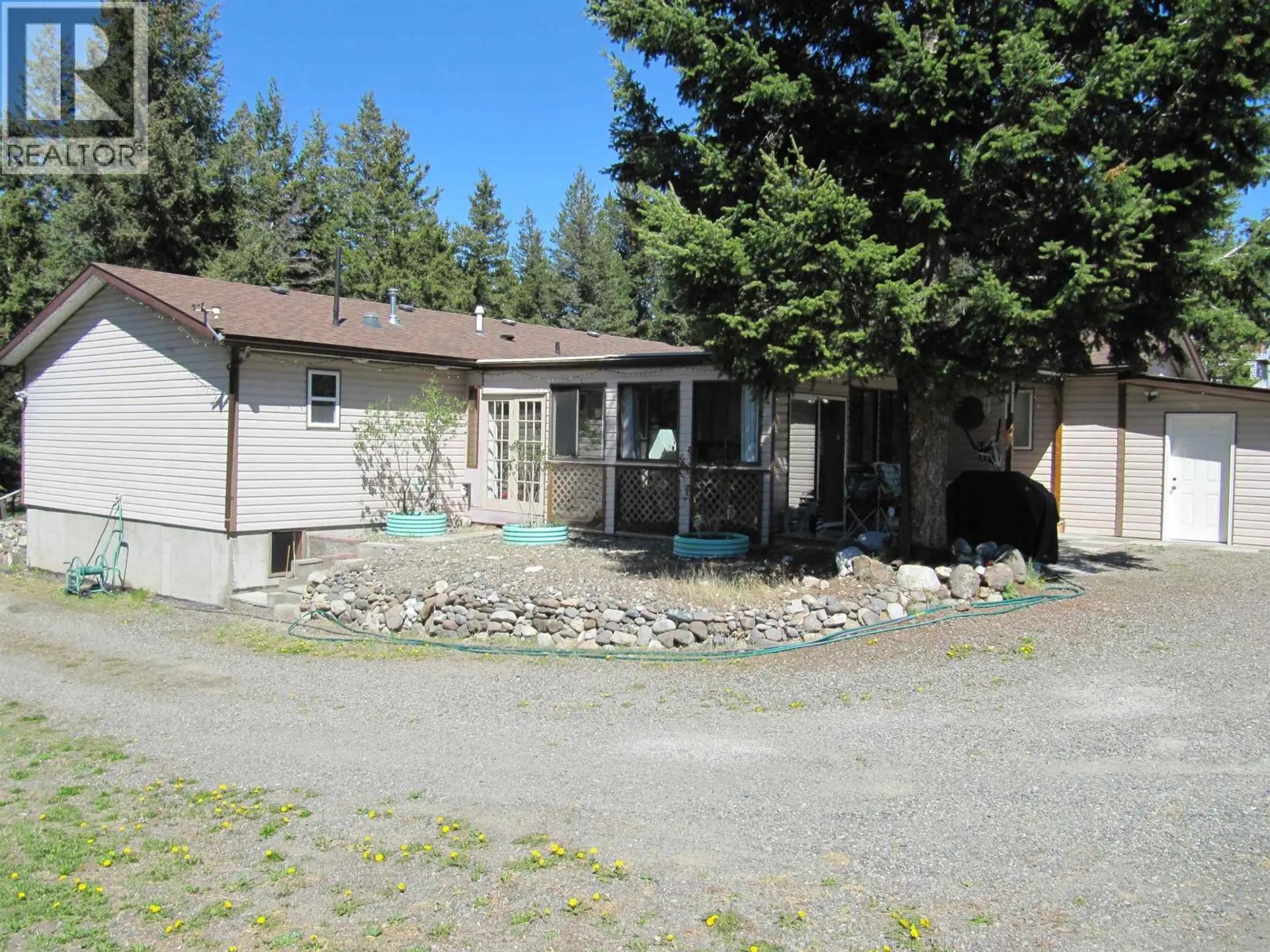 Property at 5031 EASZEE DRIVE, 108 Mile Ranch, BC