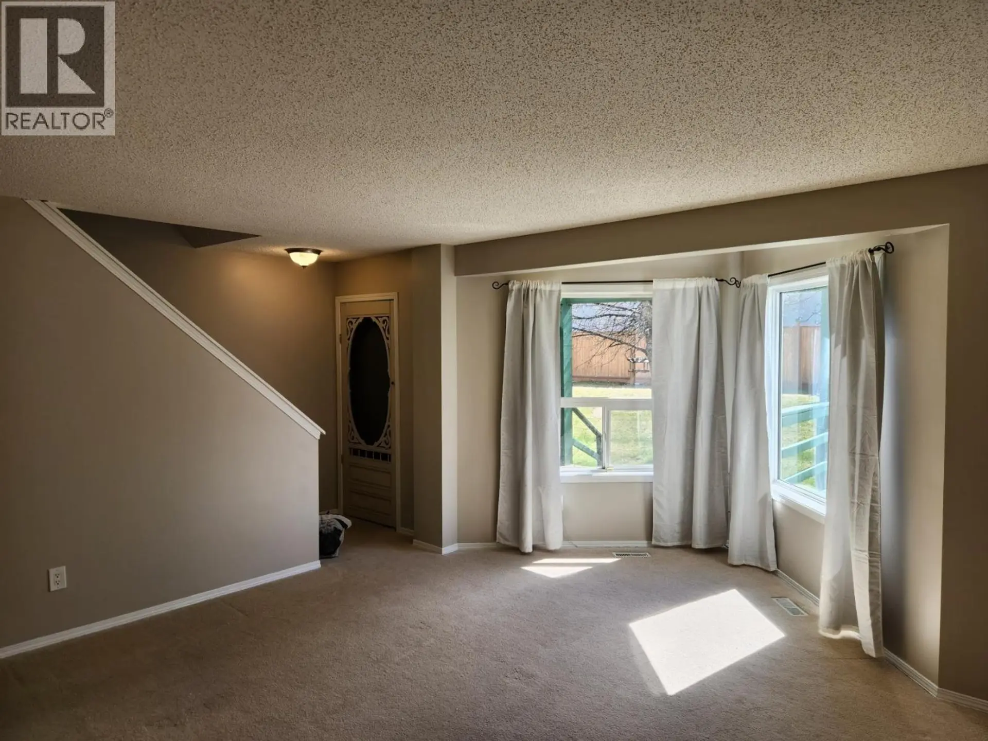 #121 3233 W MCGILL CRESCENT - Image 8