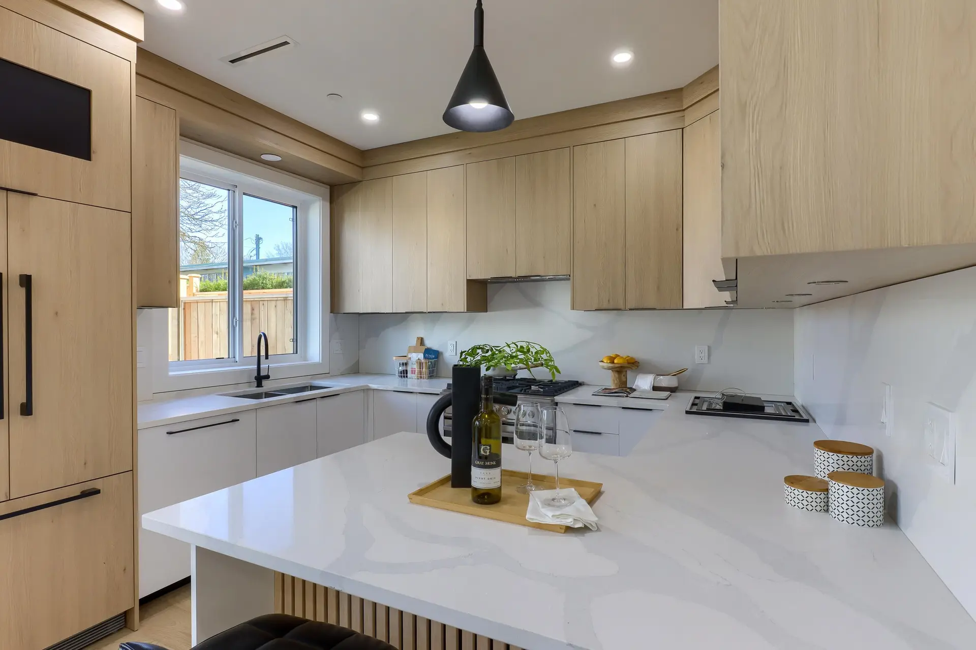 #2 4742 St Catherines Street - Image 15