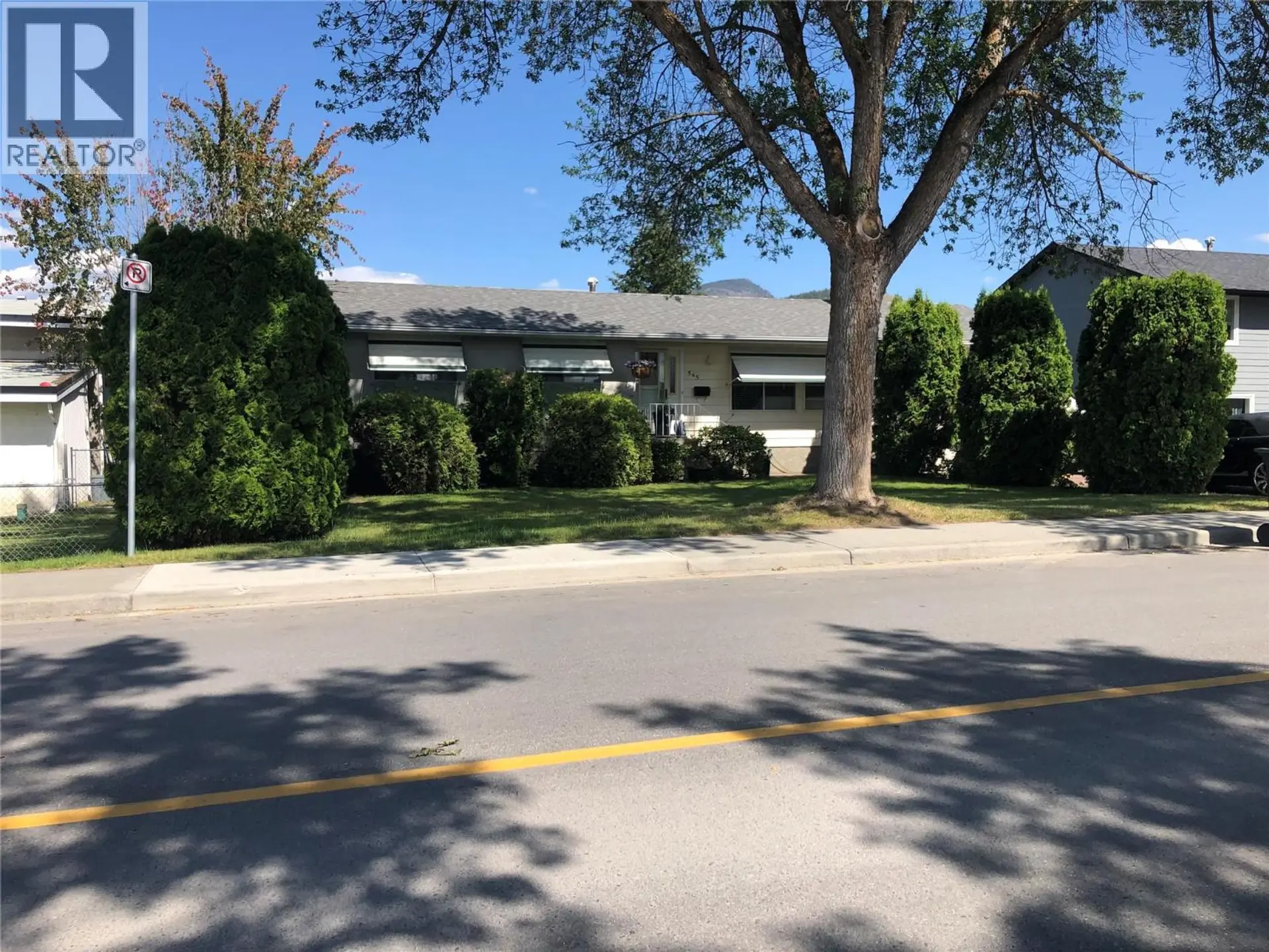 Property at 565 Dougall Road S, Kelowna, BC