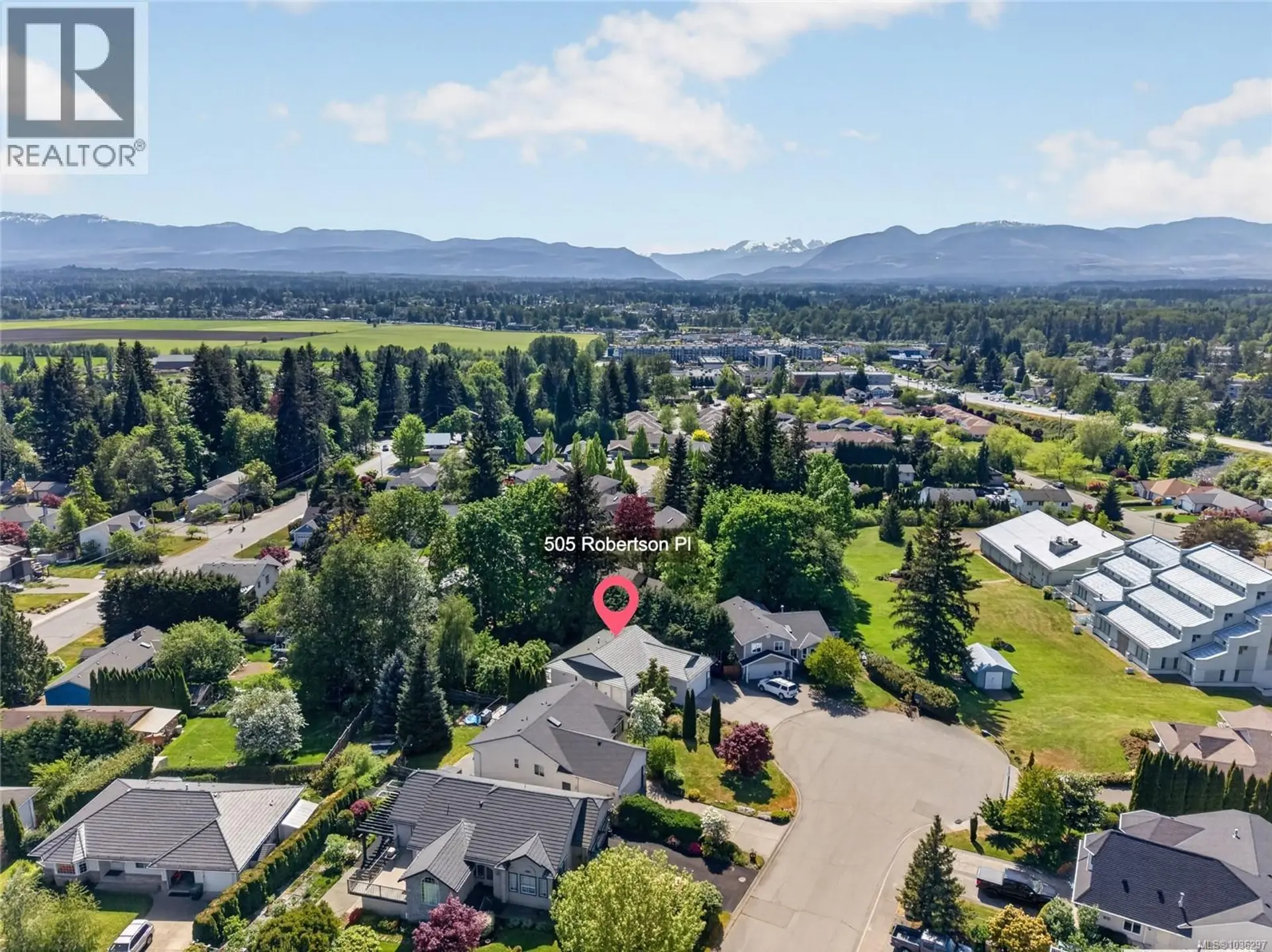 Property at 505 ROBERTSON Pl, Courtenay, BC