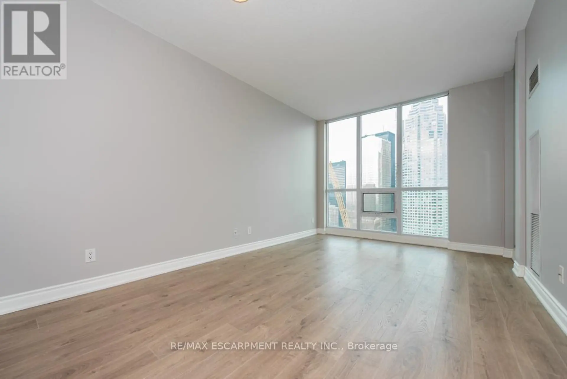 #2903 16 YONGE STREET - Image 4