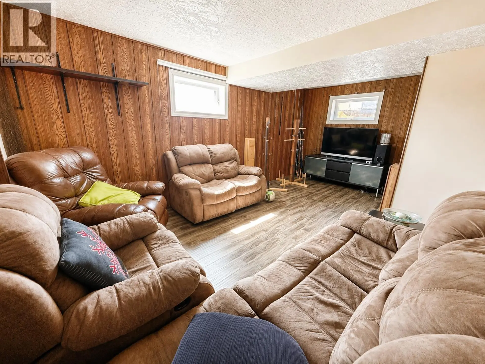 10904 104 STREET - Image 15