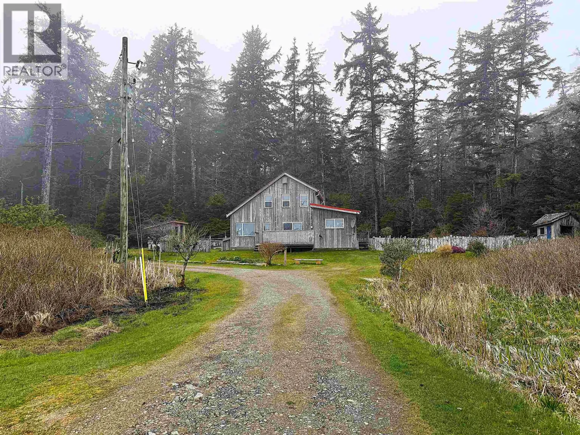 Property at 556 DAVIS ROAD, Daajing Giids Rural, BC
