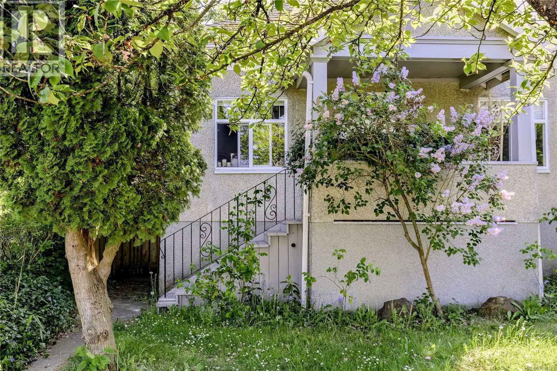 Property at 633 Prideaux St, Nanaimo, BC