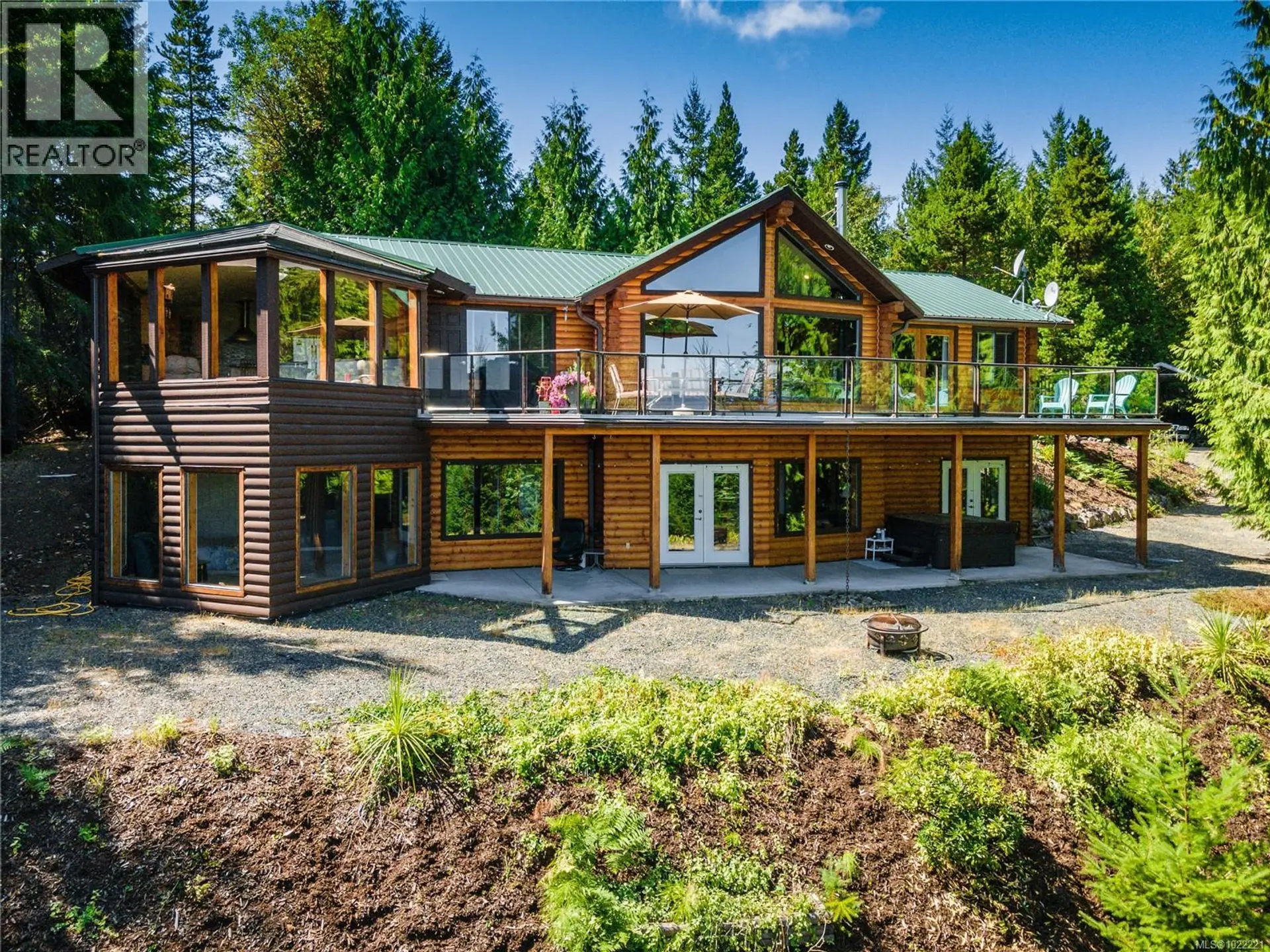 Property at 1685 Peligren Pl, Qualicum Beach, BC